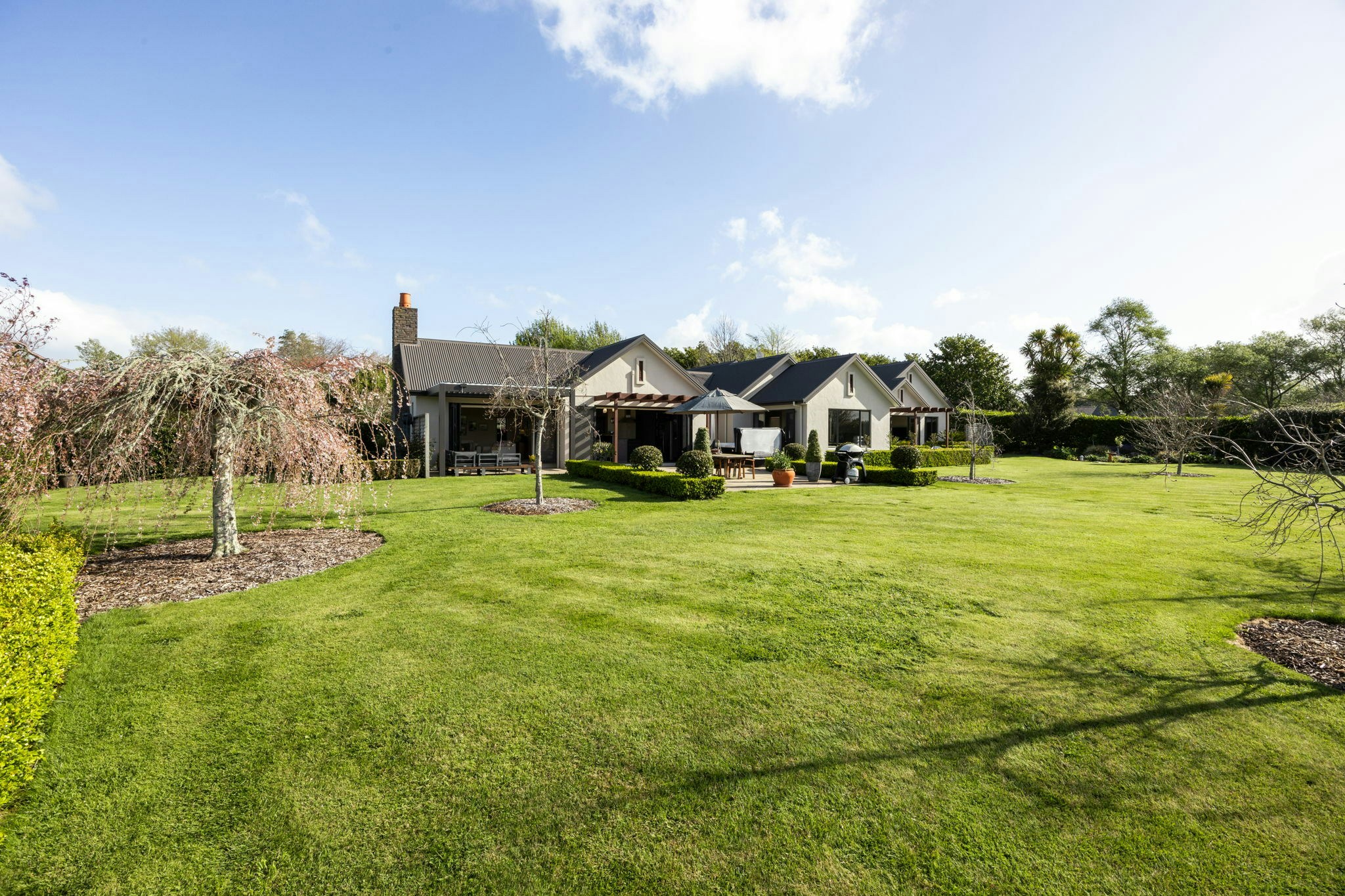 53 web or mls in House AR0 8329