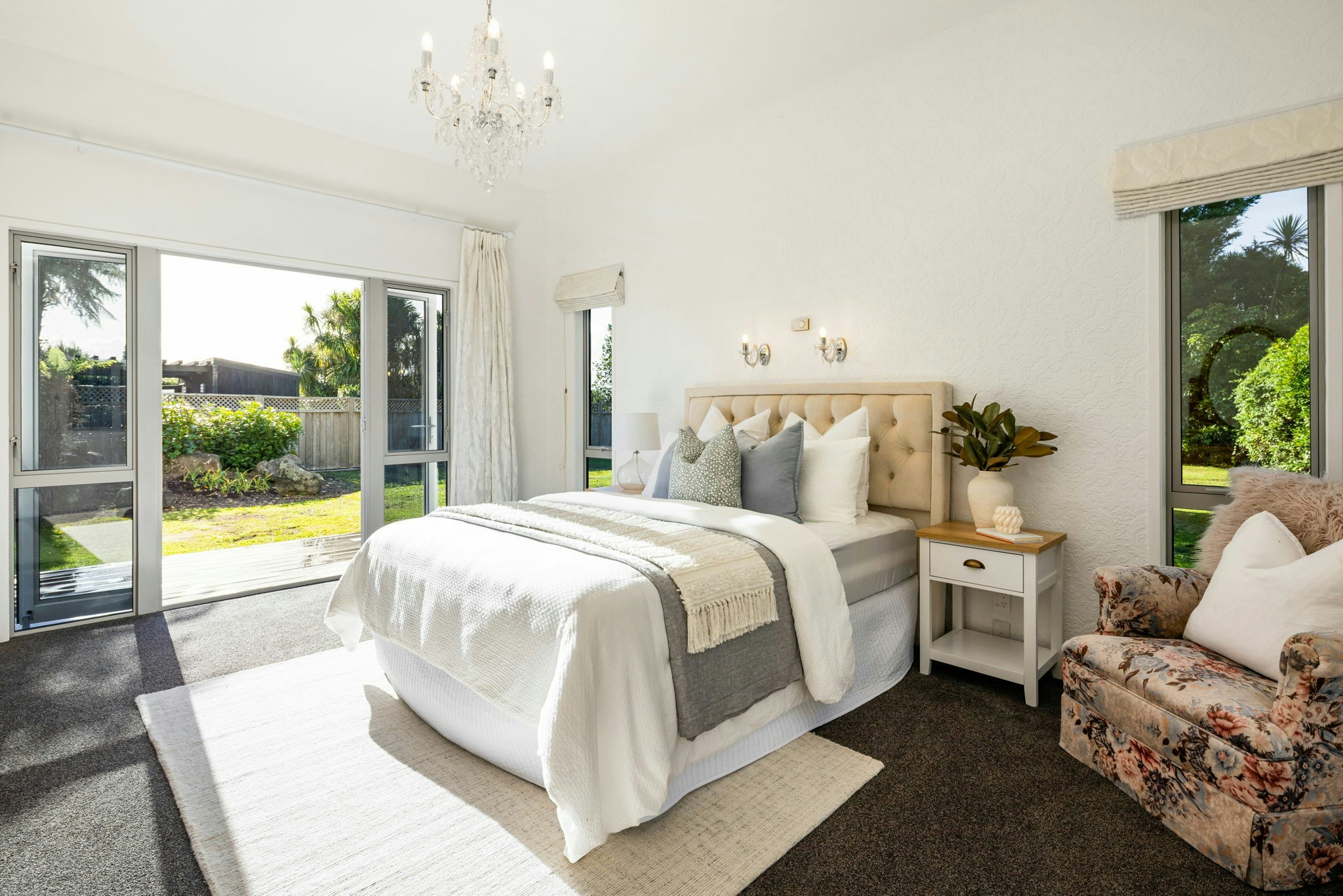 53 web or mls in House AR5 8147