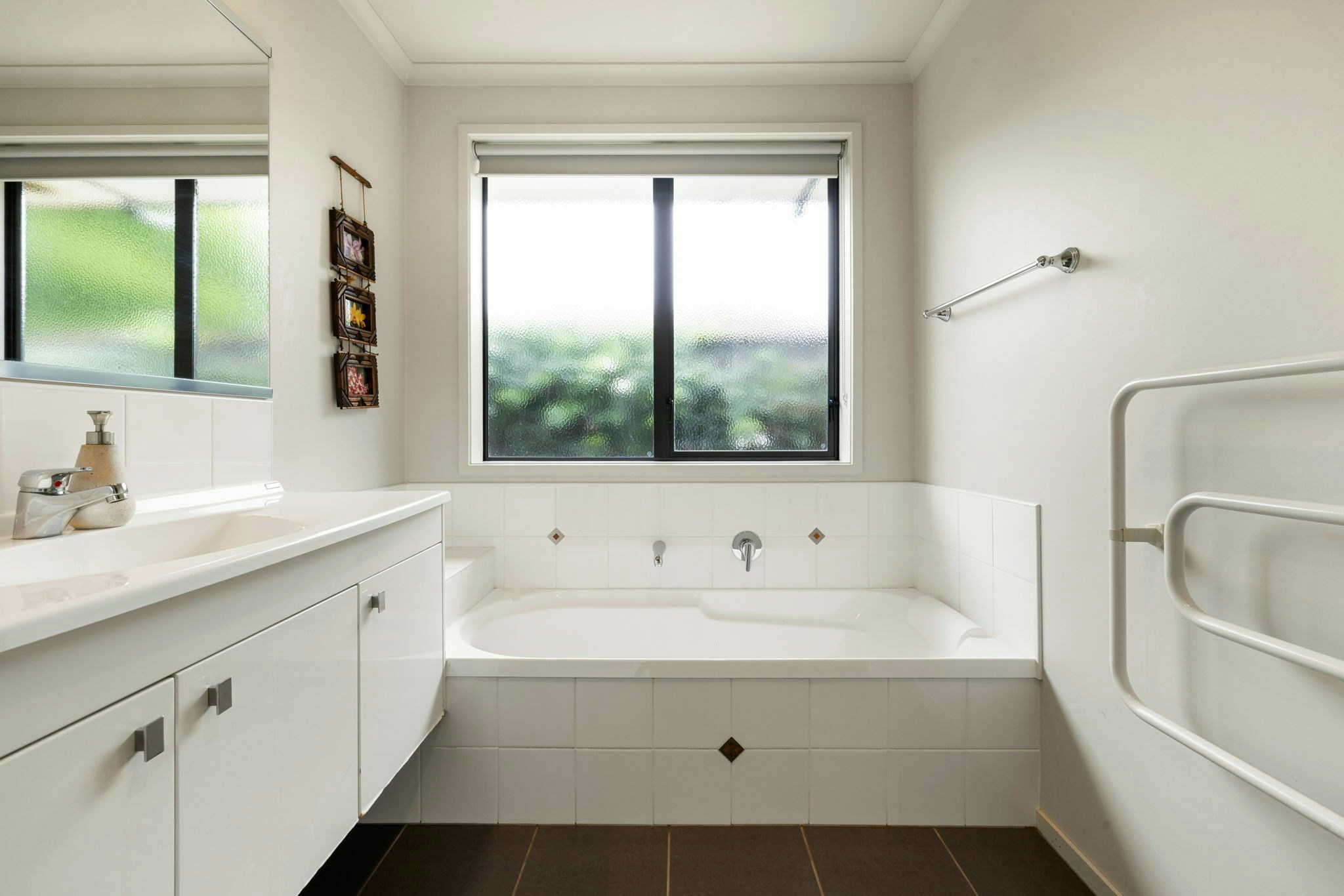 53 web or mls in House SR5 9193