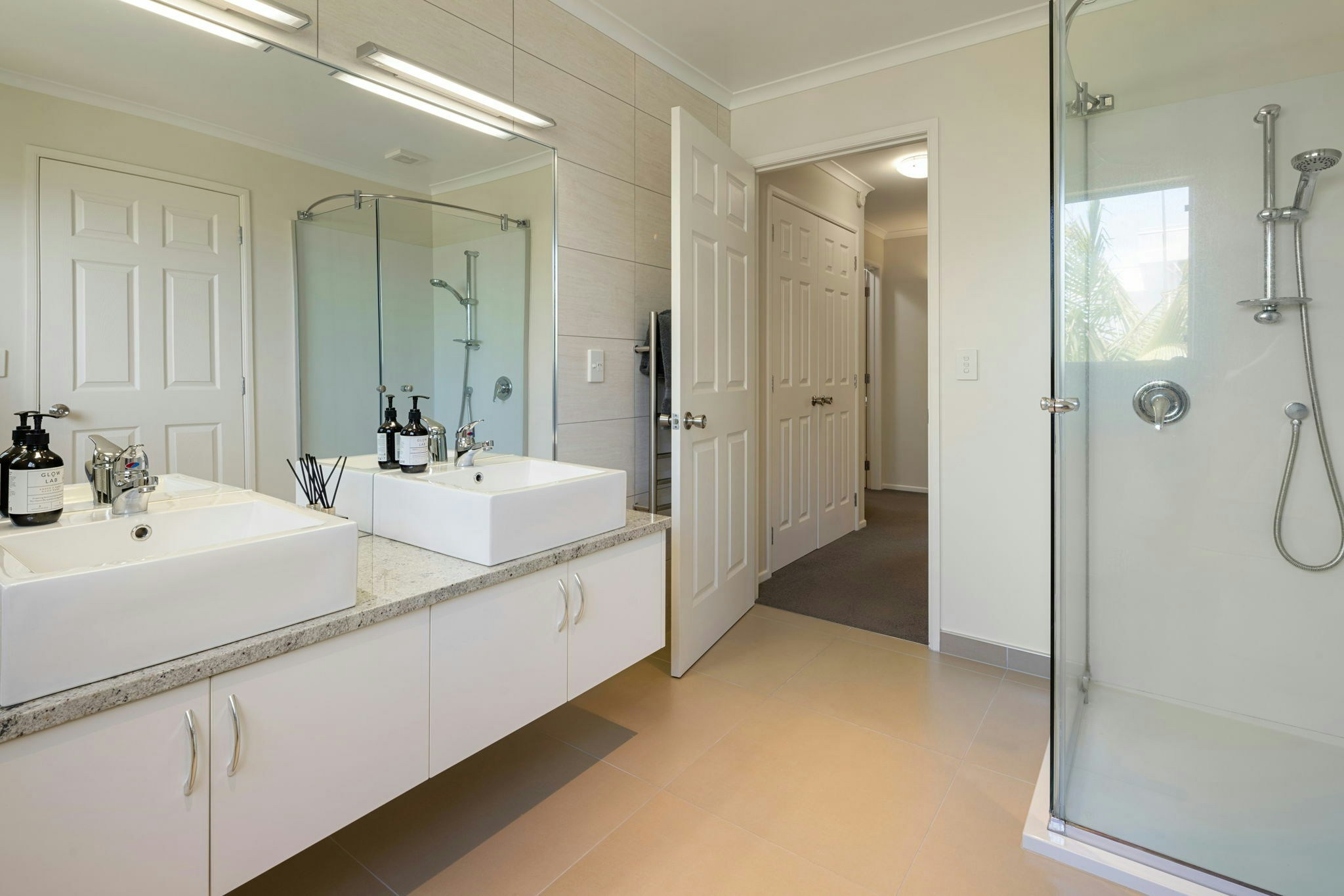 54 web or mls in House AR5 1049