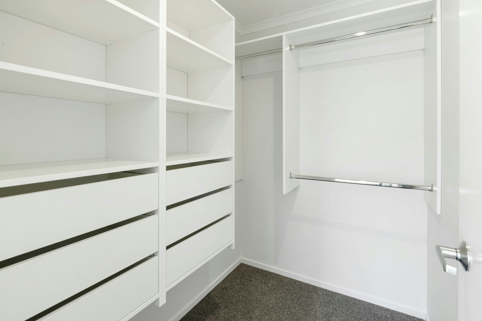 54 web or mls in House AR5 6449