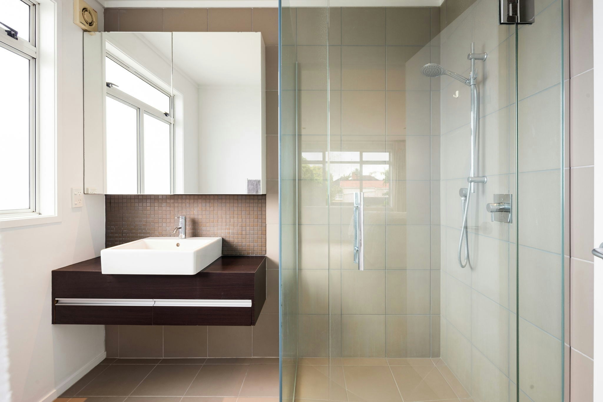 54 web or mls in House AR5 7392