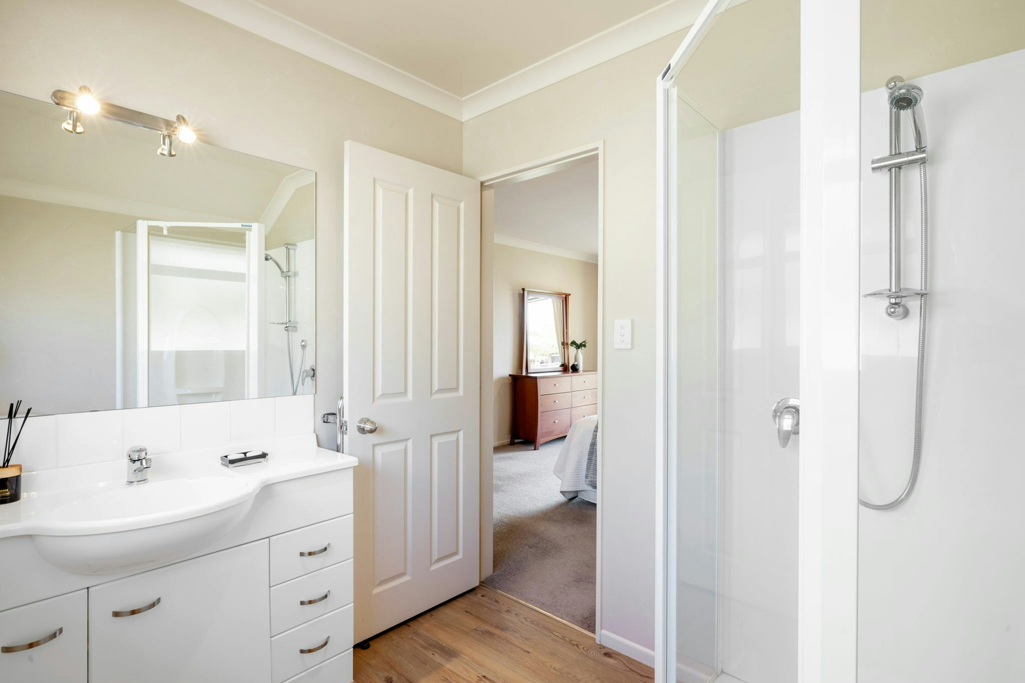 55 web or mls in House SR5 6359