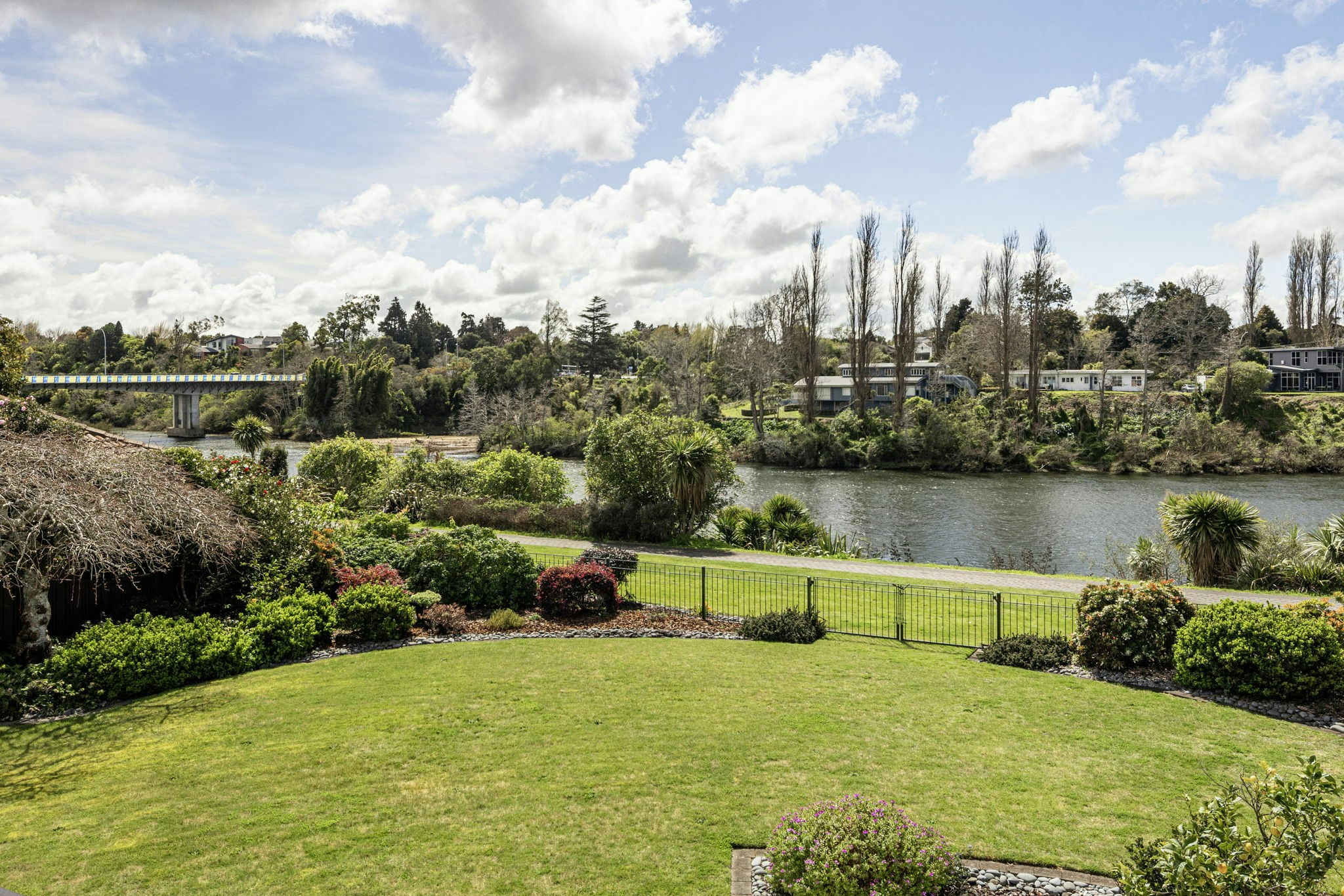 56 web or mls in House AR5 4816