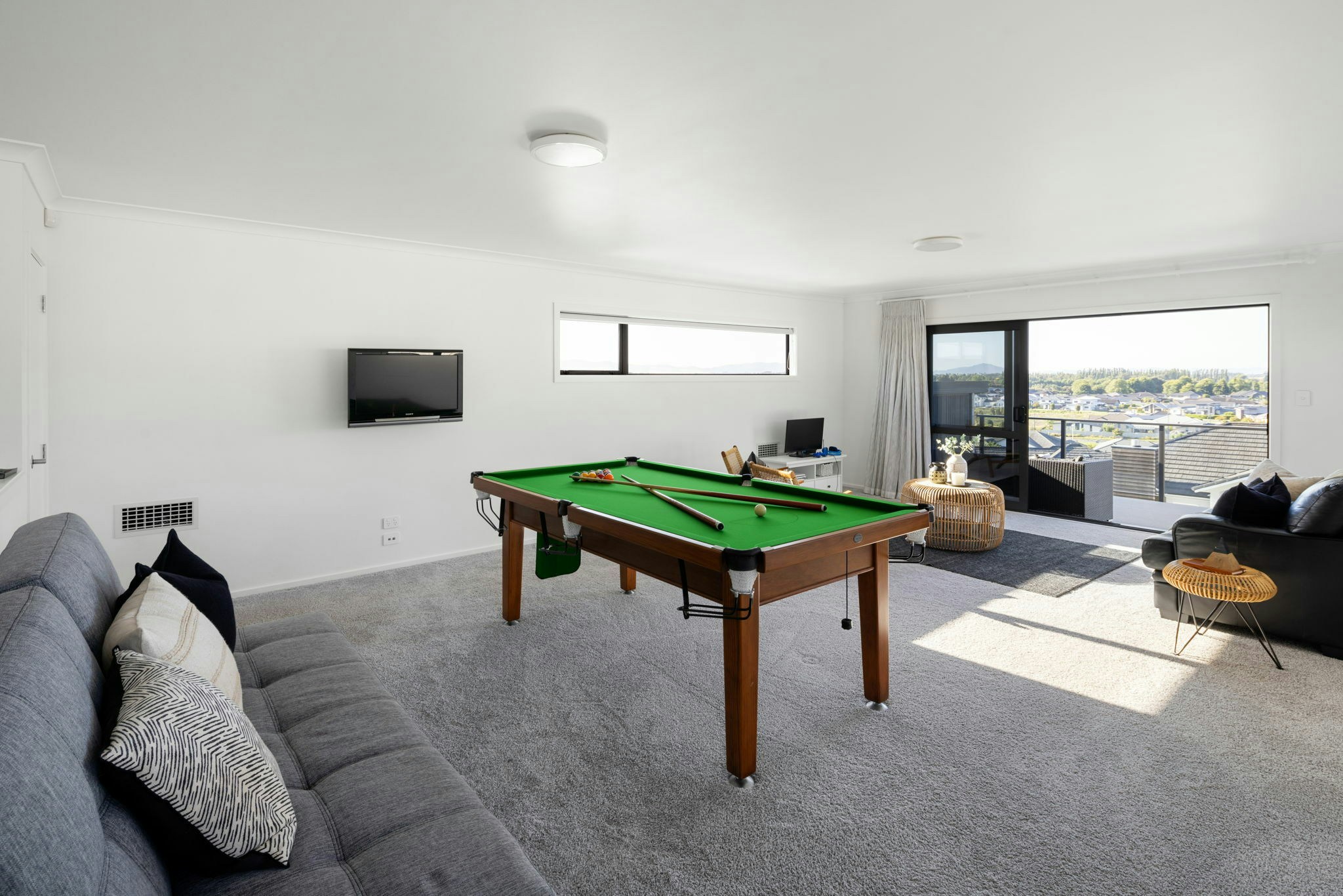 56 web or mls in House AR5 9270