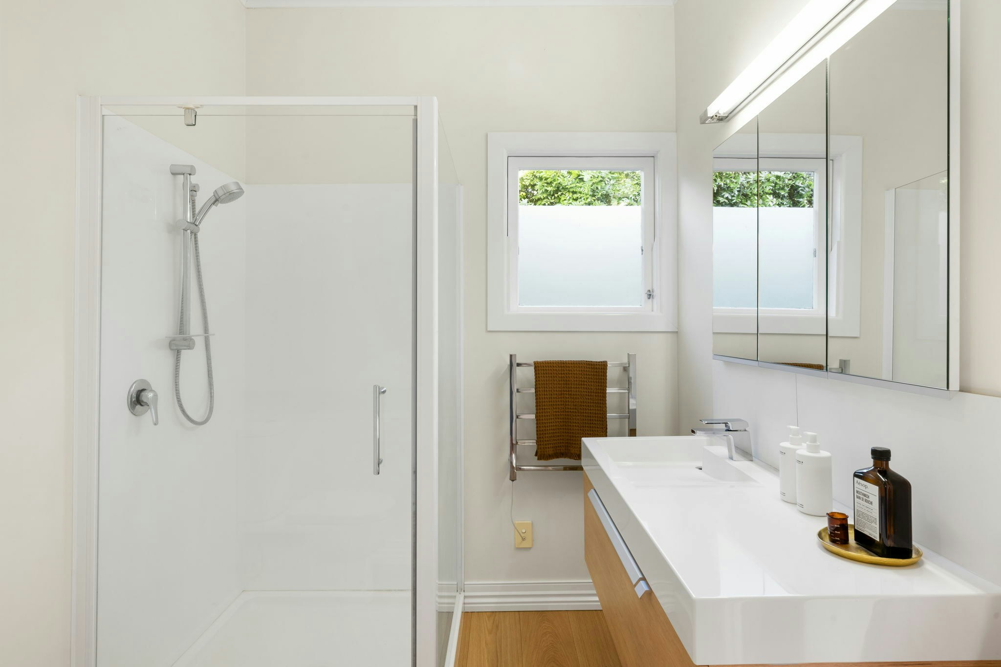 56 web or mls in House SR5 5363