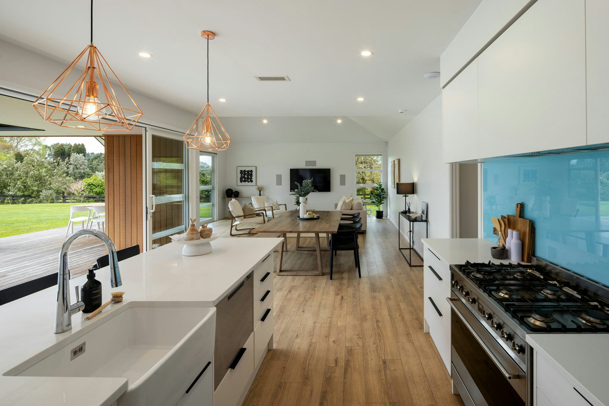 57 web or mls in House AR5 8287