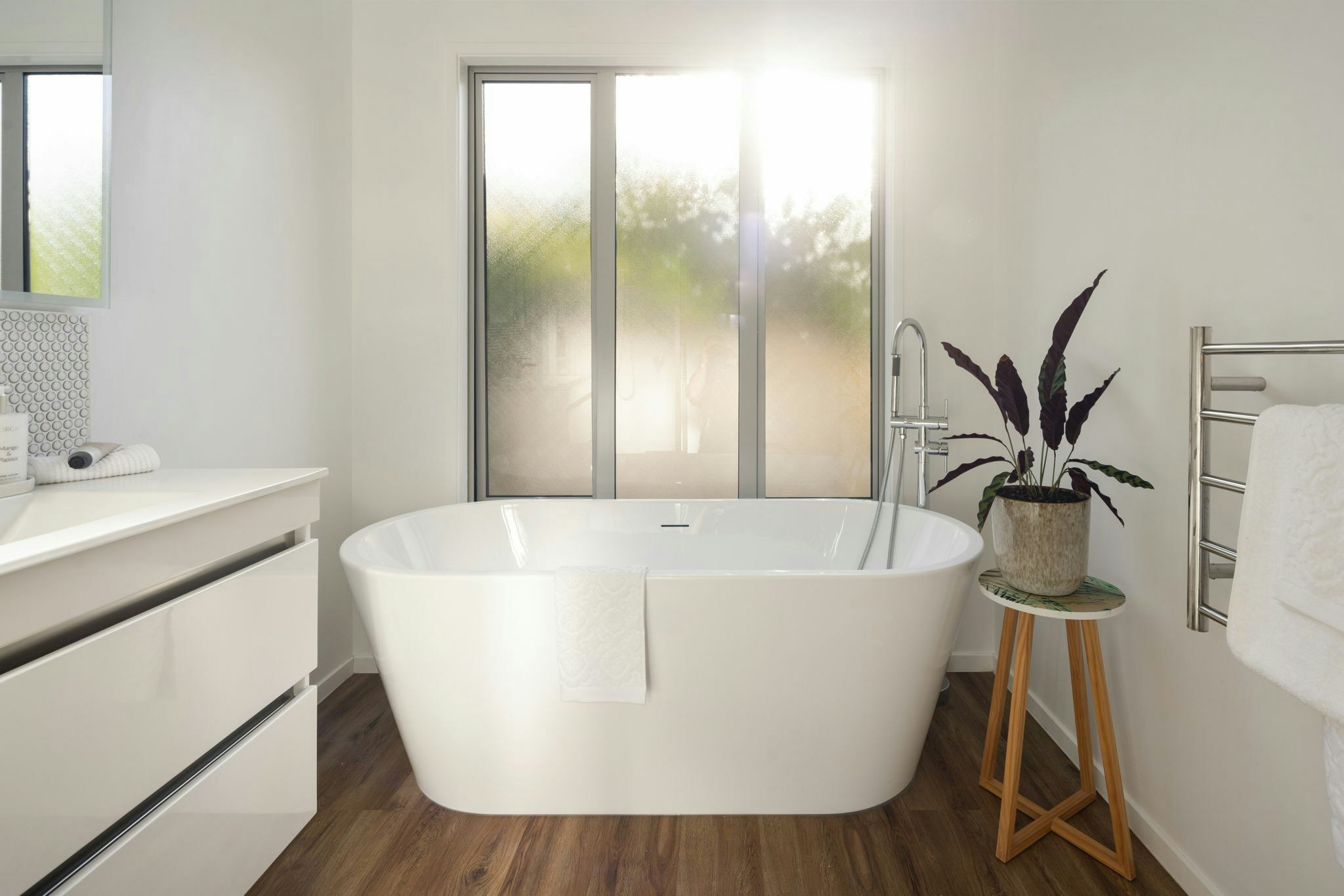 58 web or mls in House AR5 8122