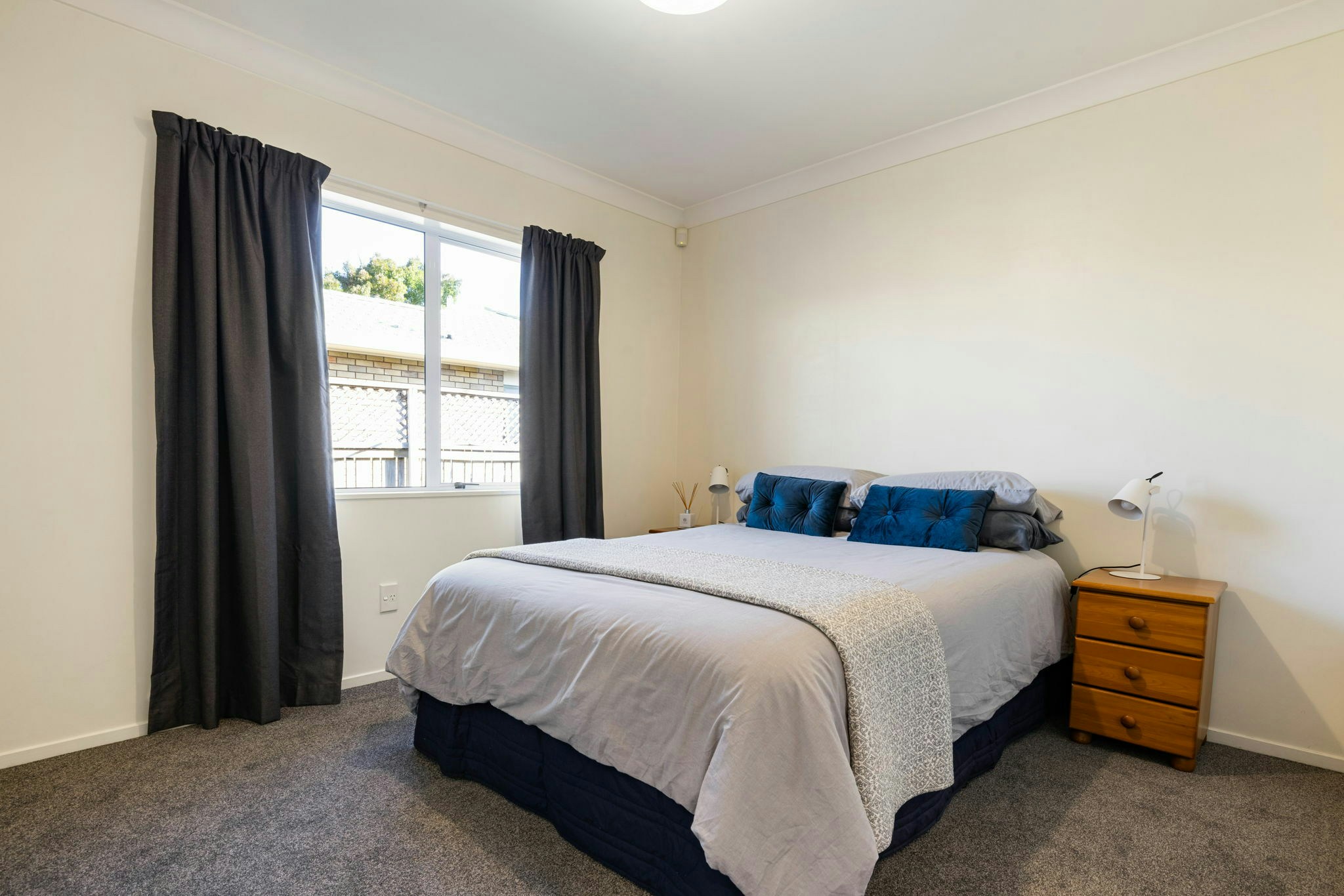 58 web or mls in House SR5 2221