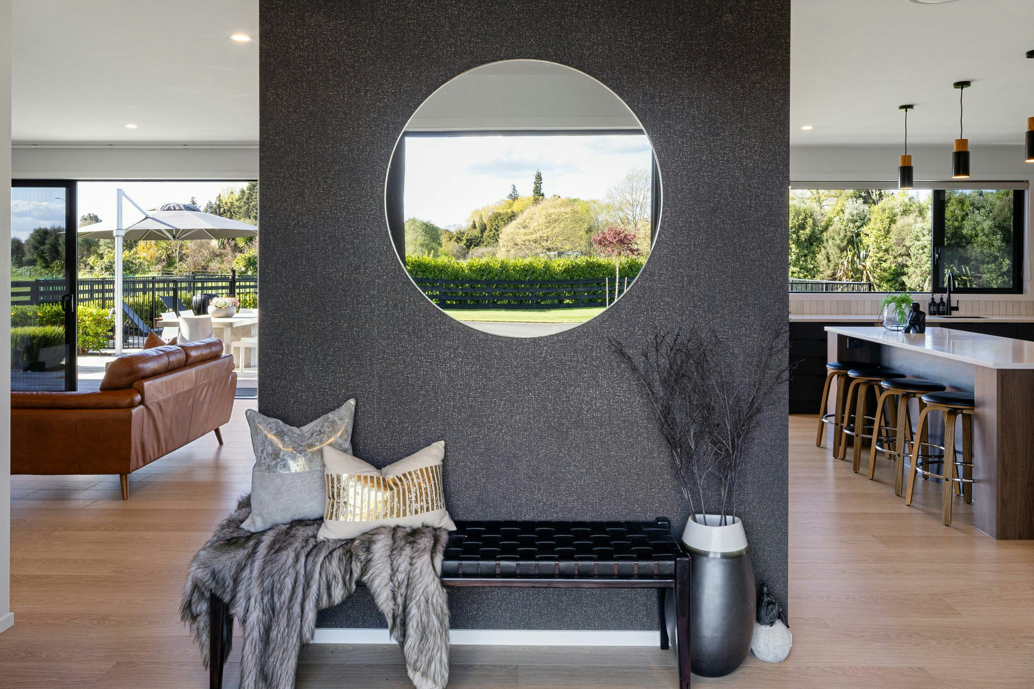 60 web or mls in House AR5 5746