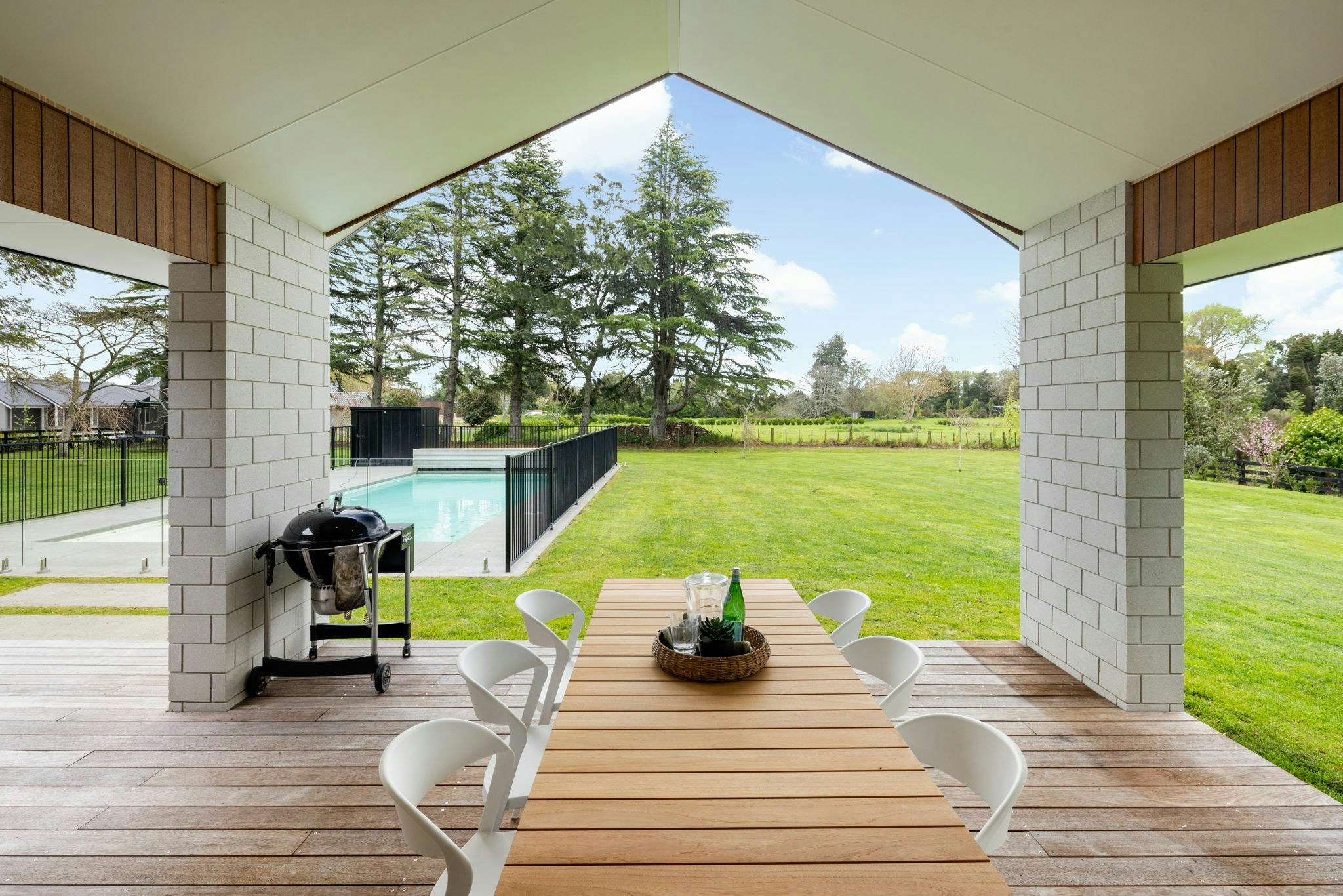 60 web or mls in House AR5 8303