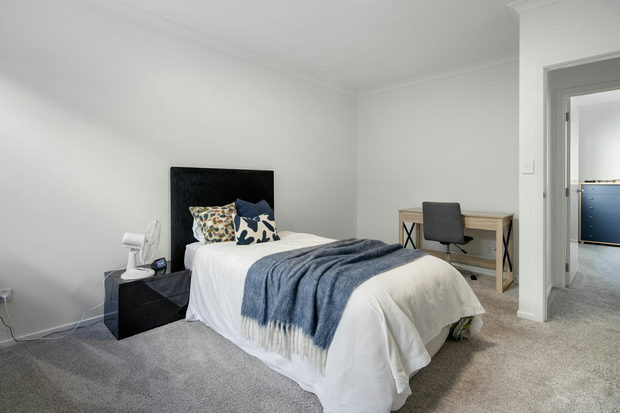 60 web or mls in House AR5 9194