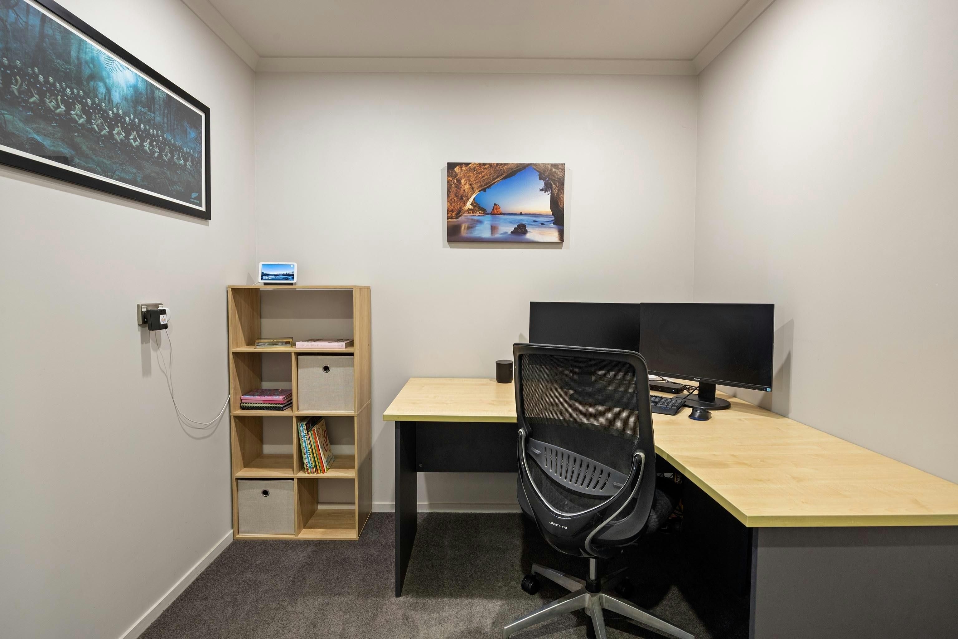 61 print in House AR0 8062