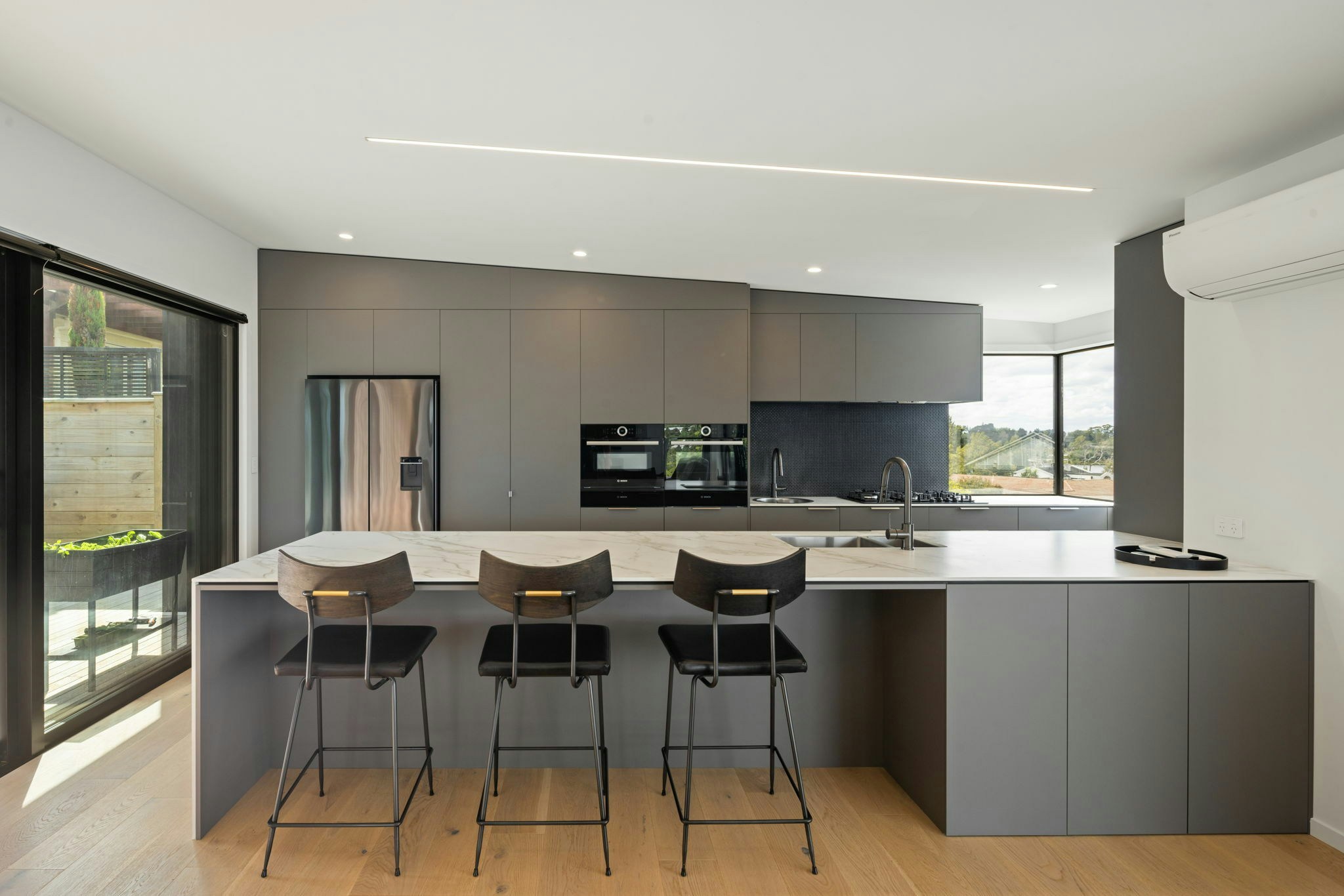 61 web or mls in House AR5 1917