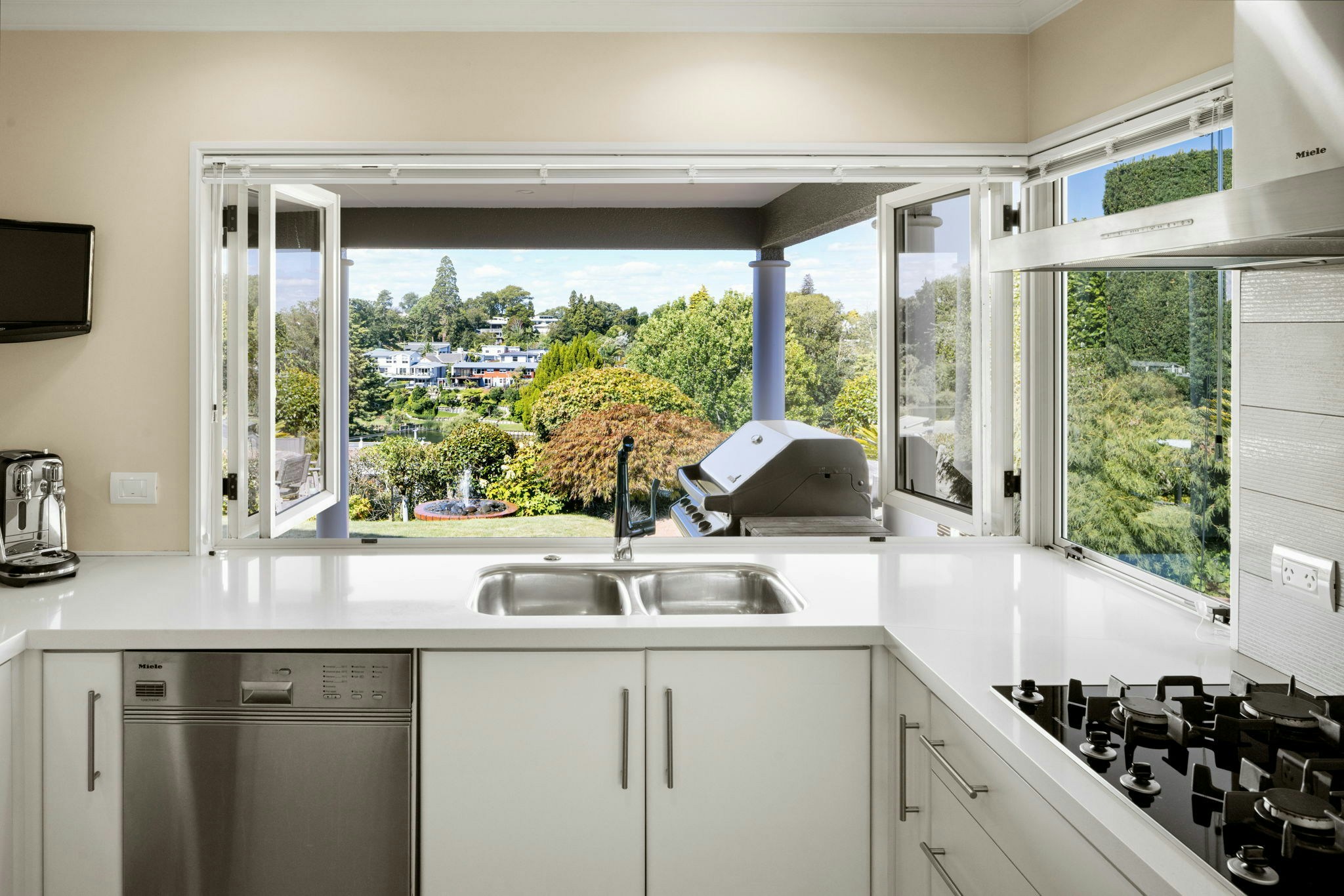 61 web or mls in House AR5 2460