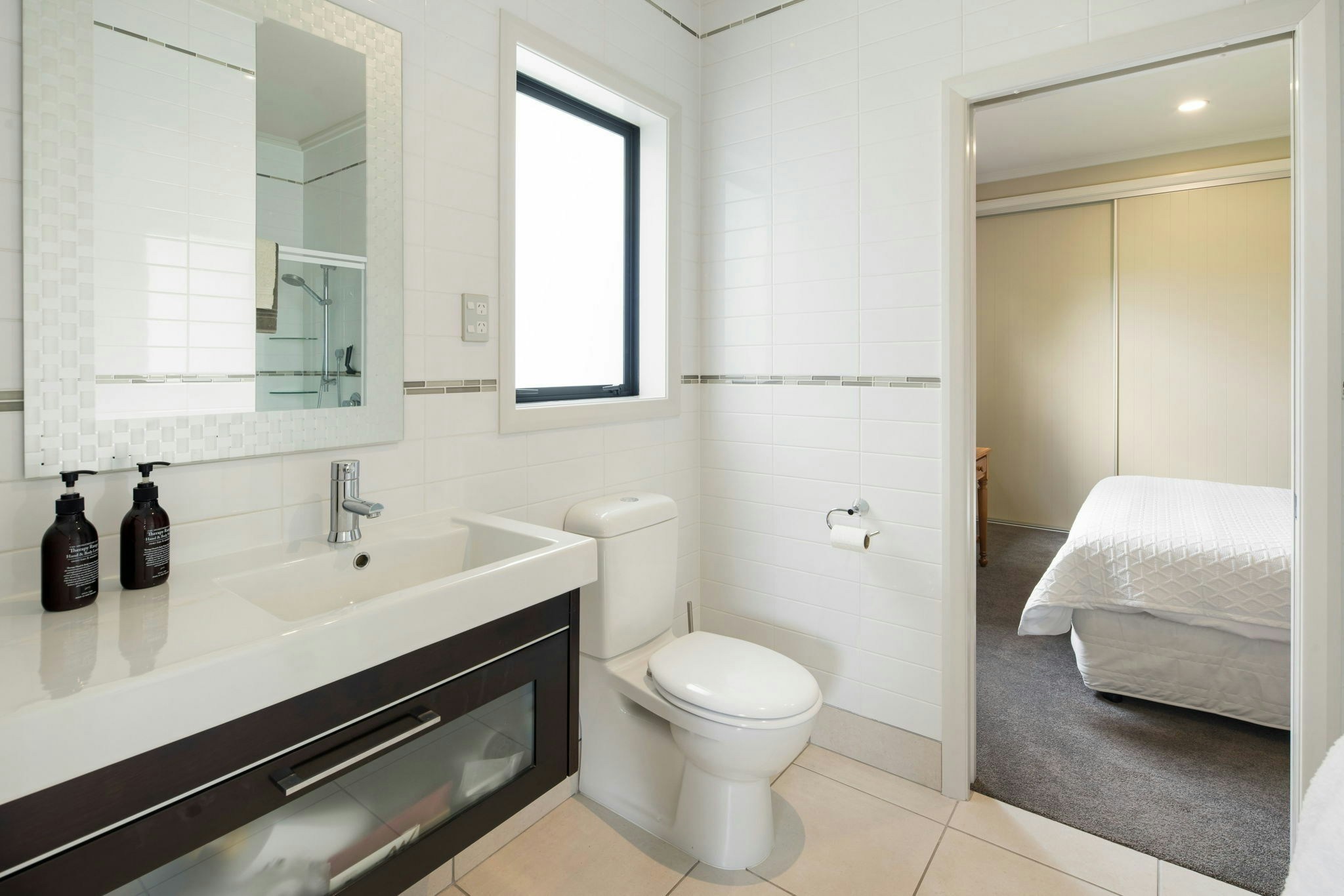 61 web or mls in House AR5 9289