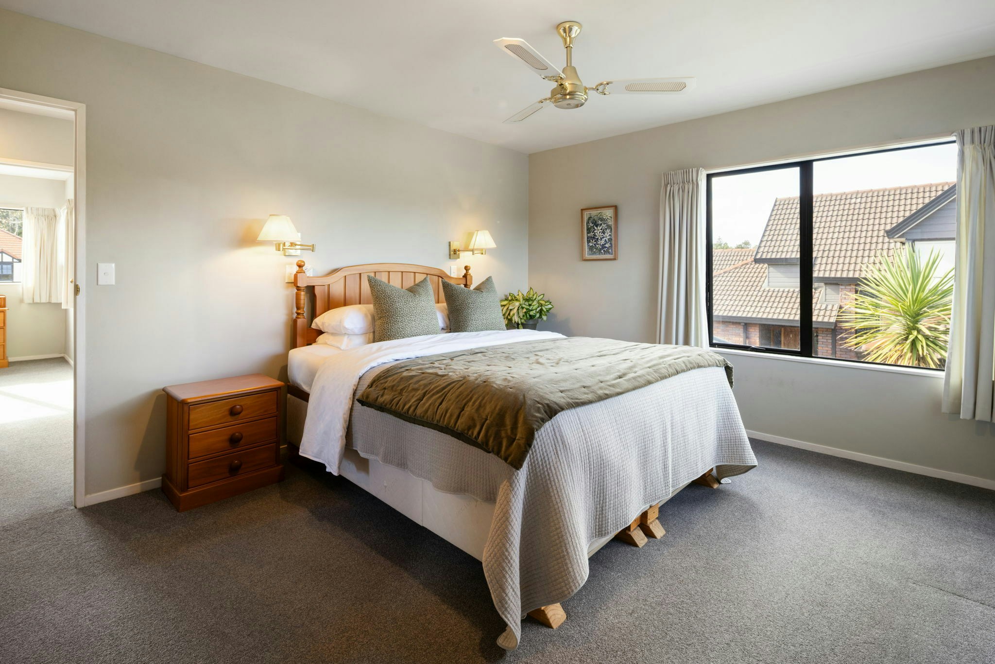 62 web or mls in House AR5 1099