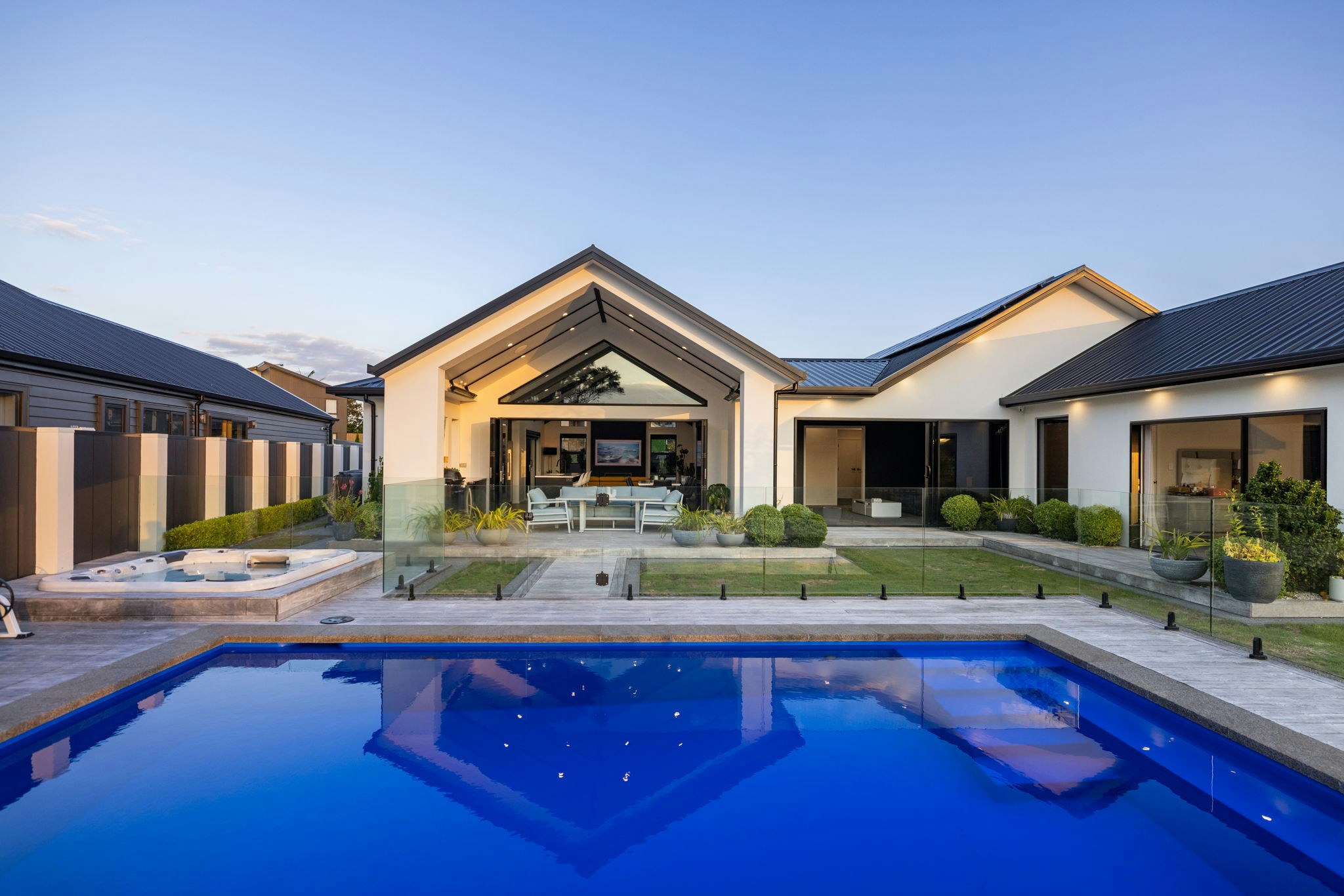 63 web or mls in House SR5 1881