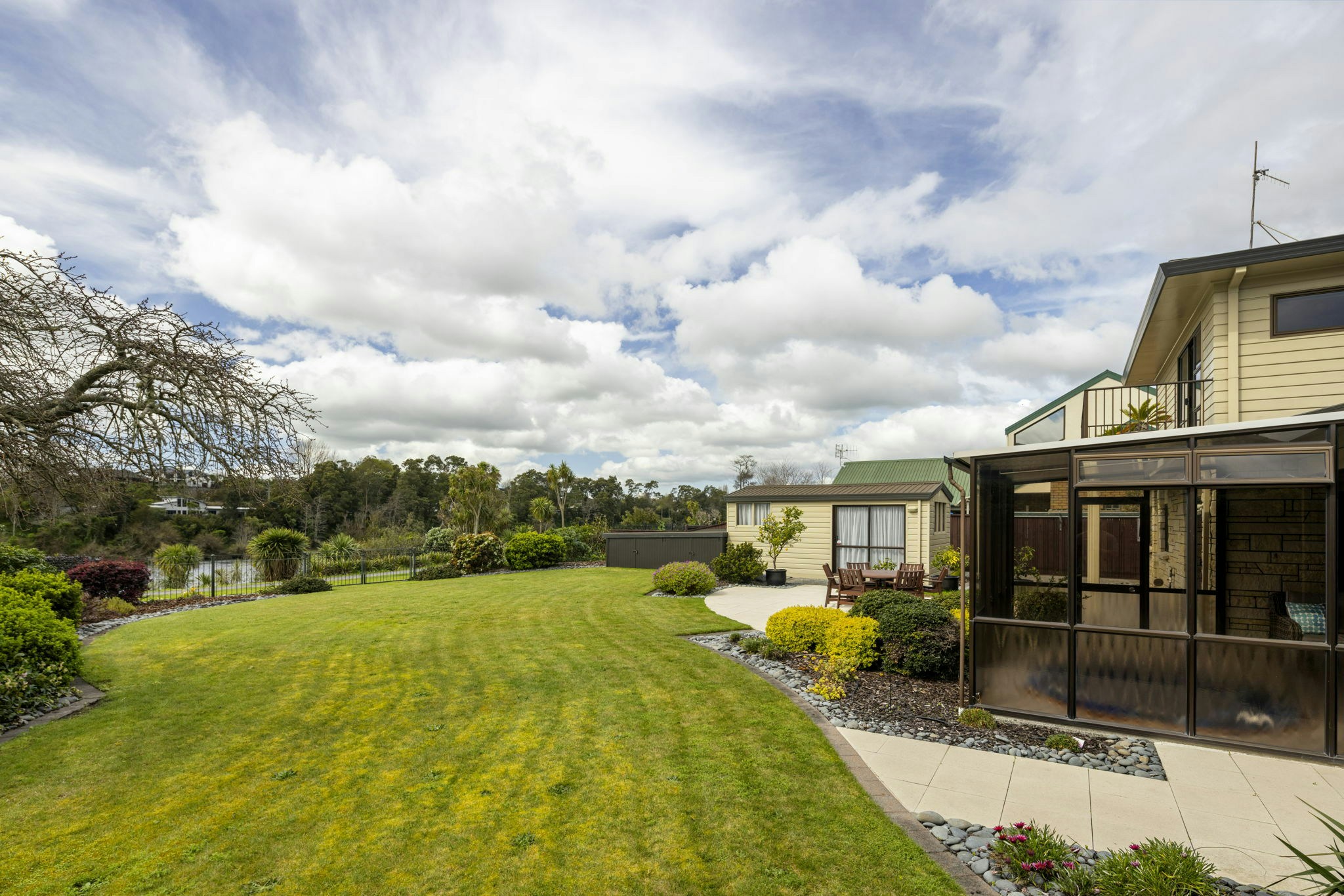 64 web or mls in House AR5 4999