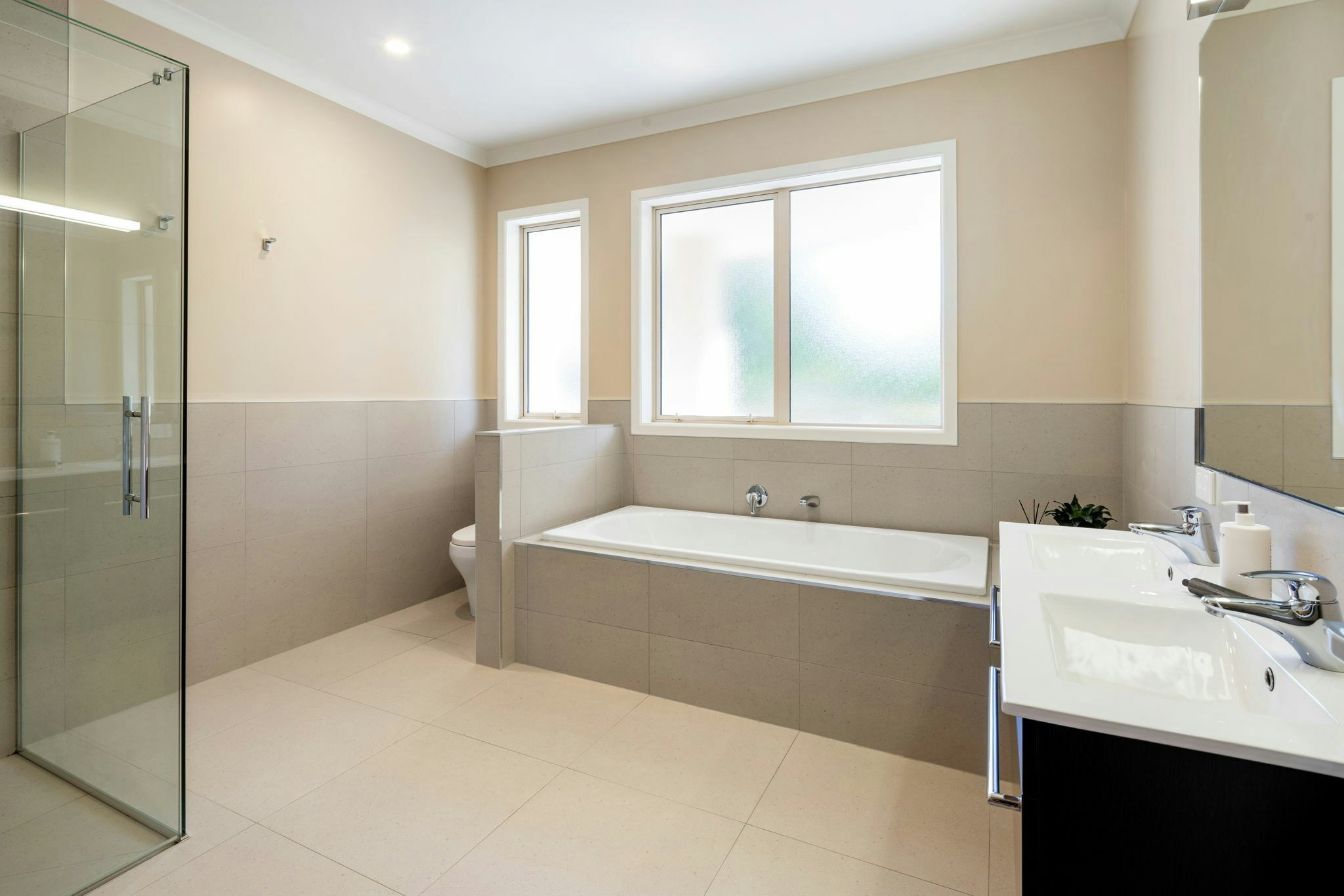 65 web or mls in House AR5 5848