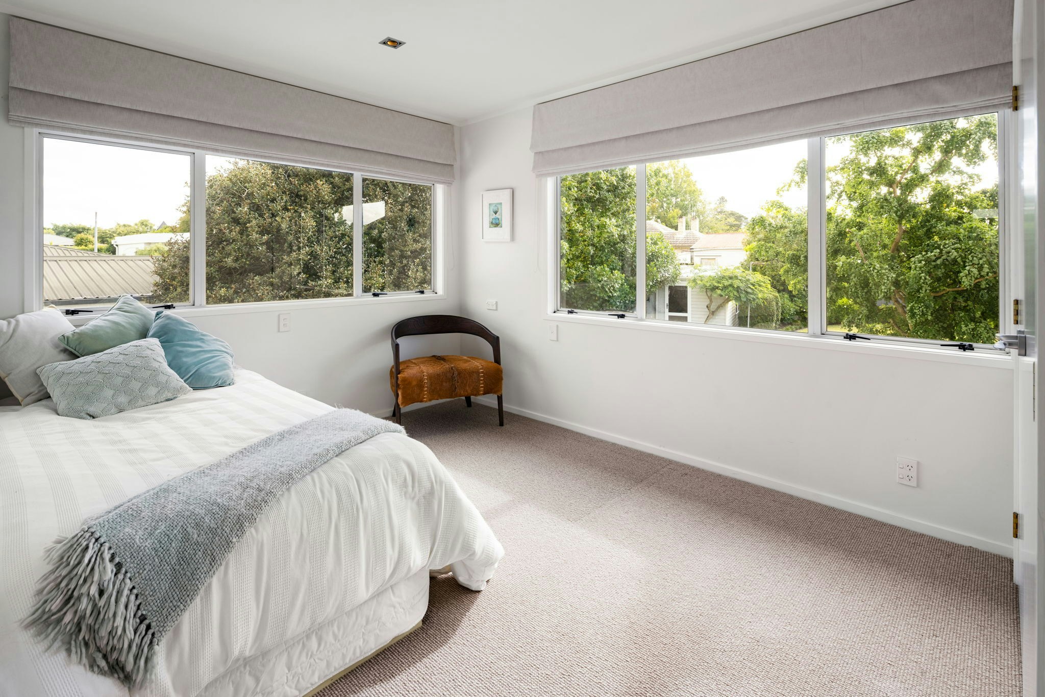 65 web or mls in House AR5 7332