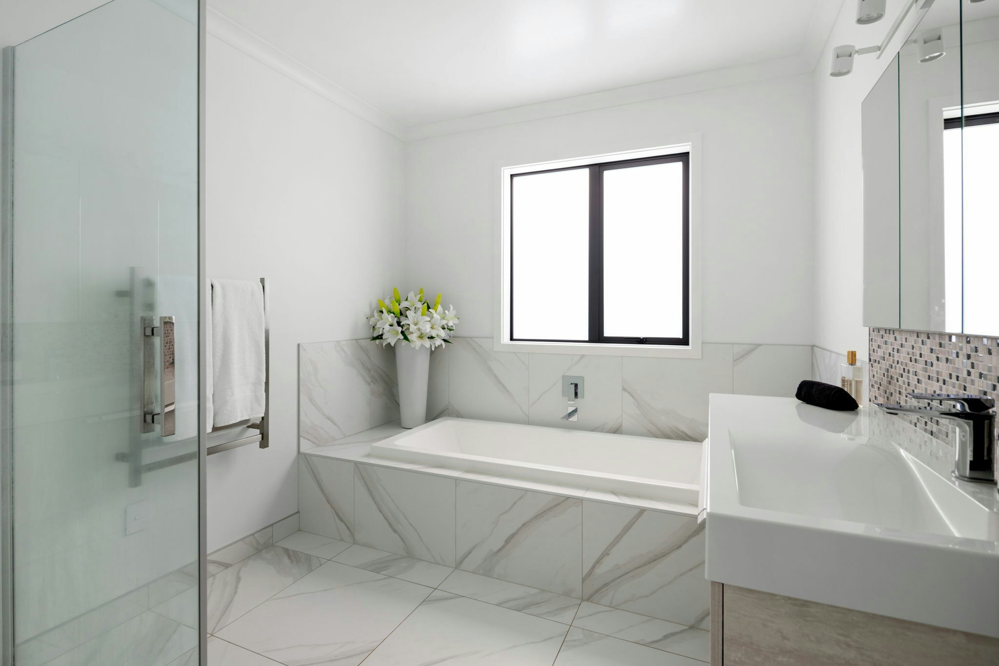 65 web or mls in House AR5 9221