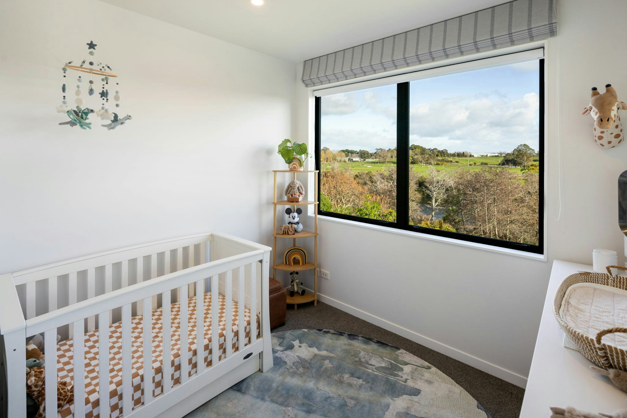 68 web or mls in House AR5 8353