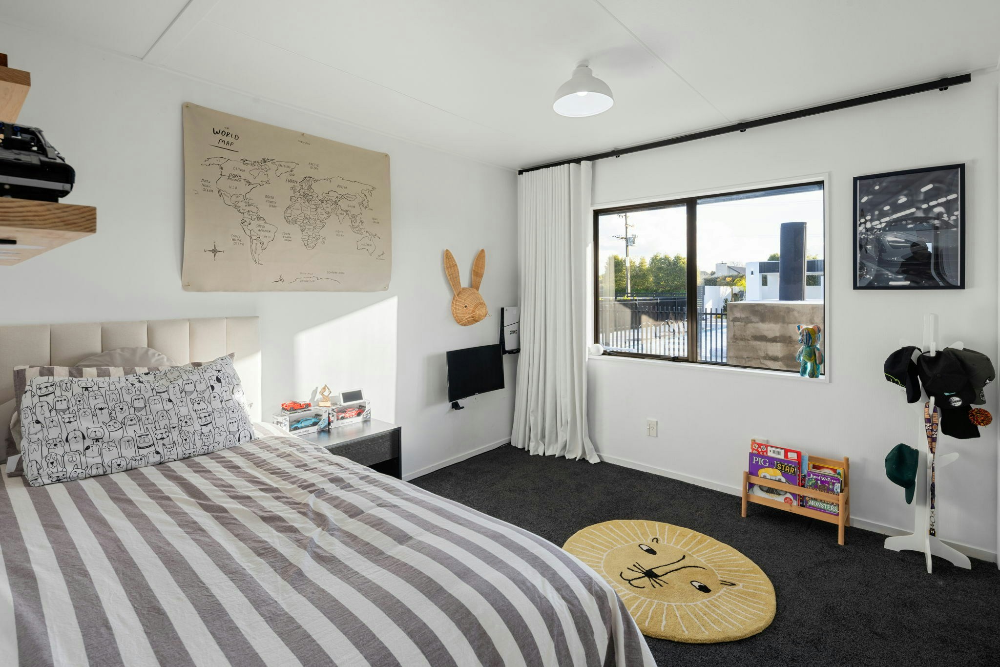 68 web or mls in House AR5 9644