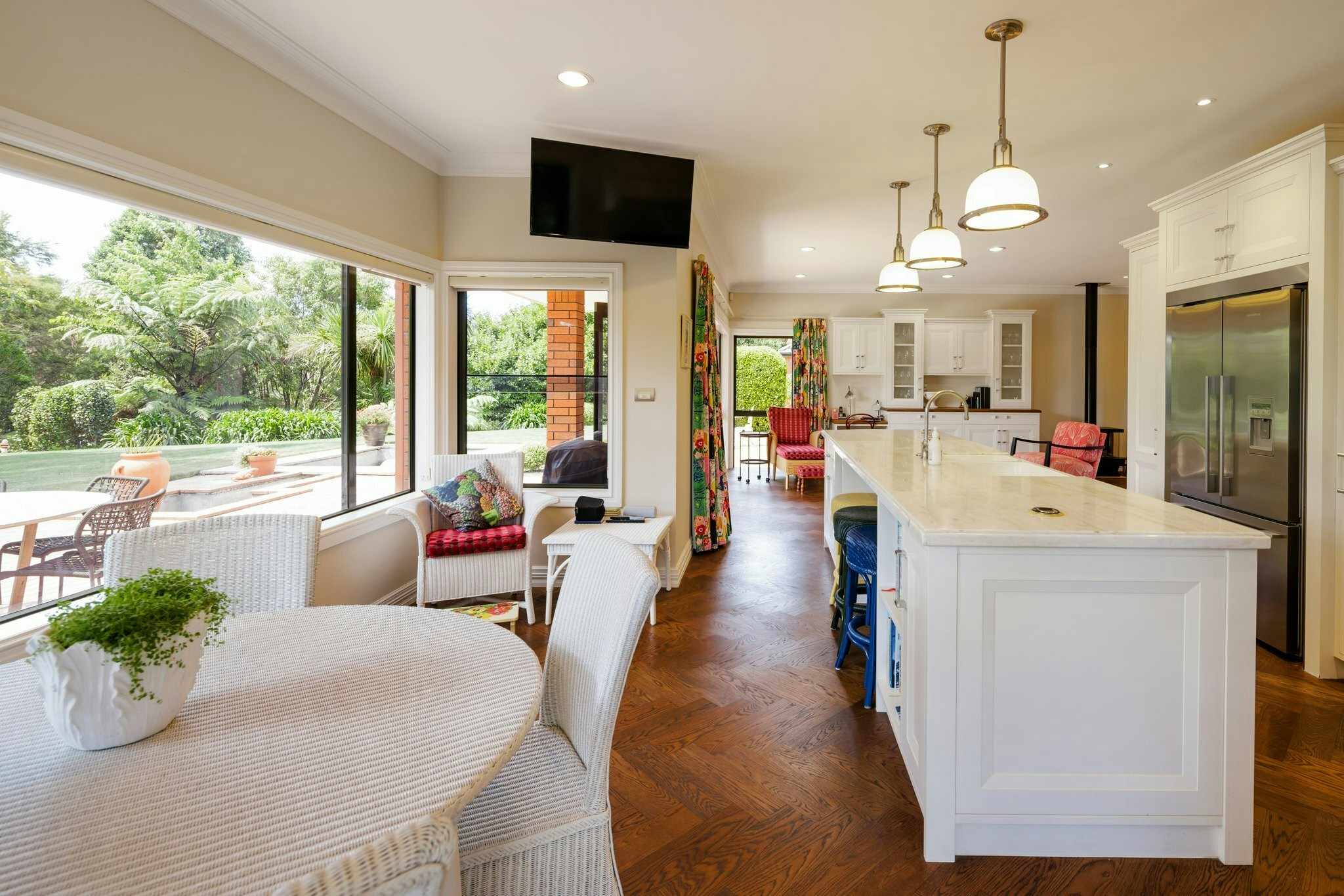 69 web or mls in House AR5 7181