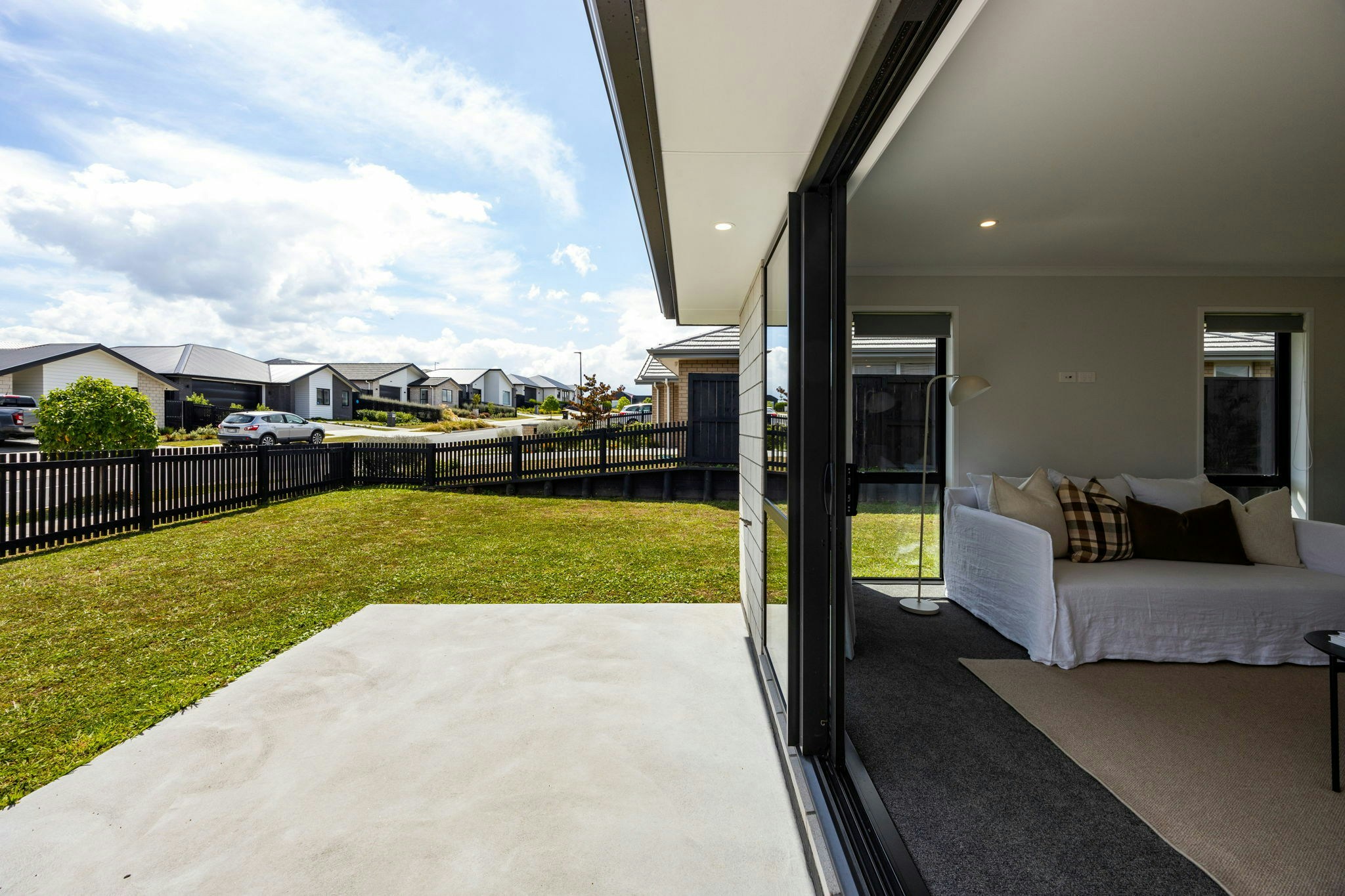 7 web or mls in House AR0 2541