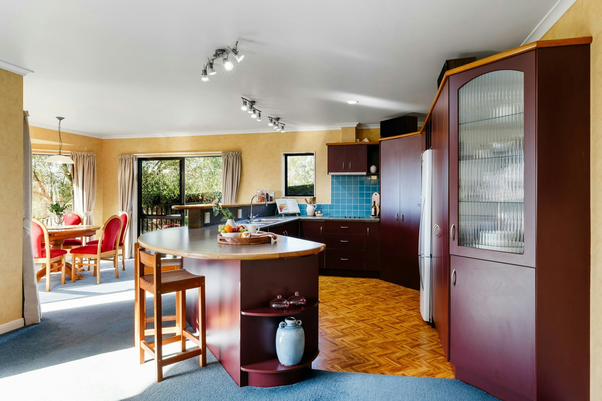 70 web or mls in House SR5 9623