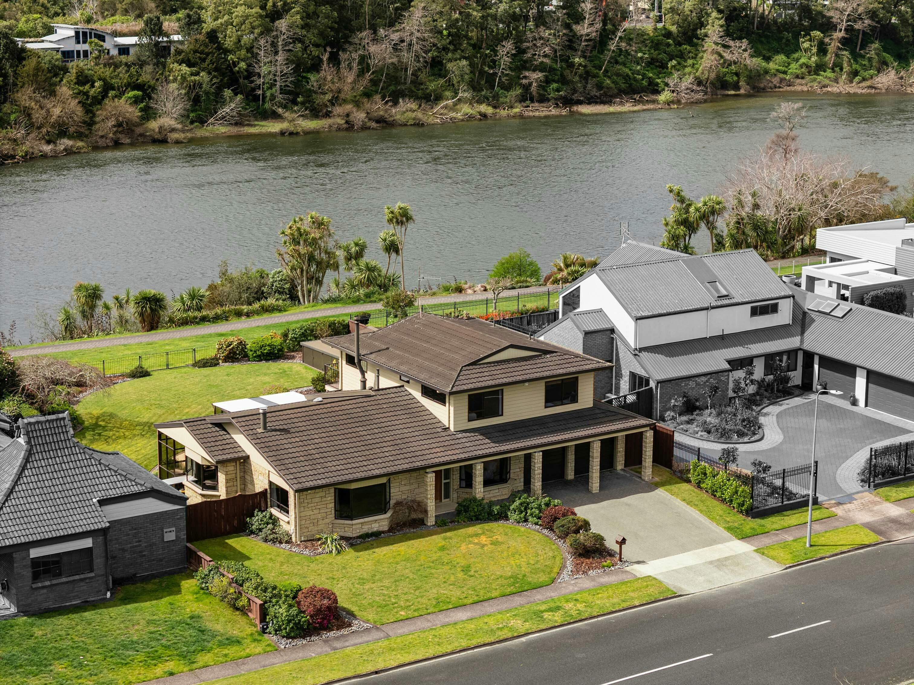 71 EDIT web or mls in House DJI 20250925133718 0085 D