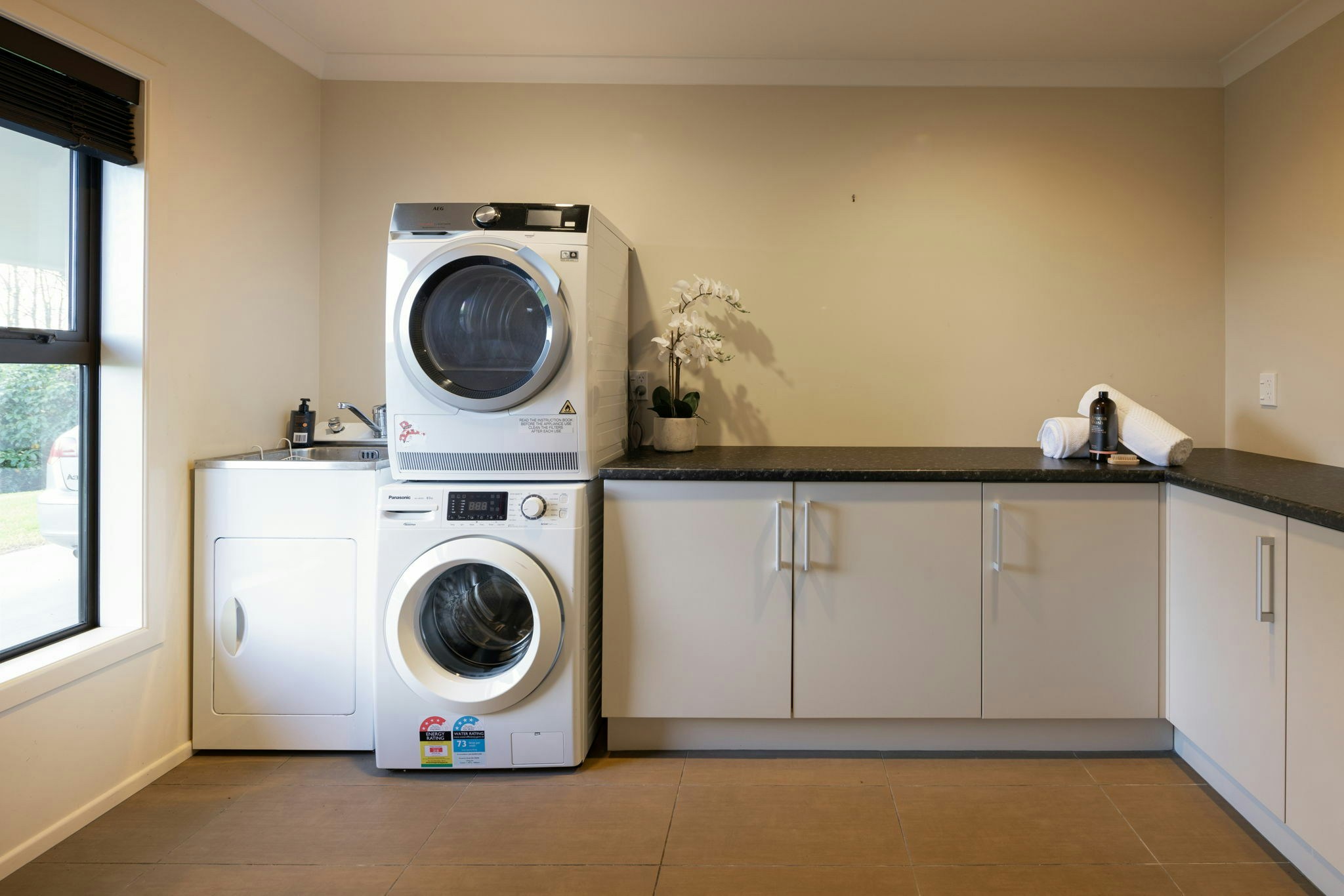 71 web or mls in House AR5 2145