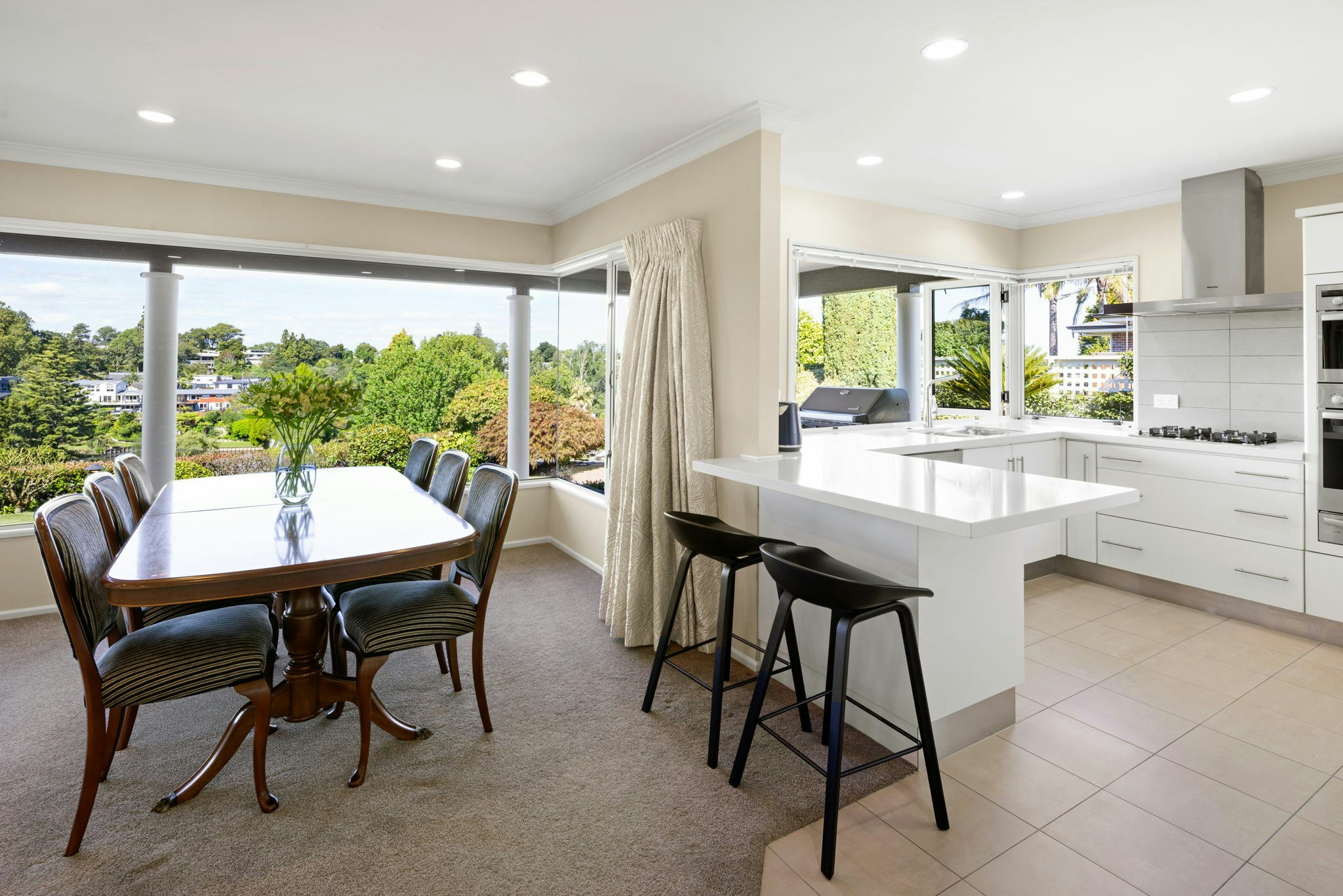 71 web or mls in House AR5 2485