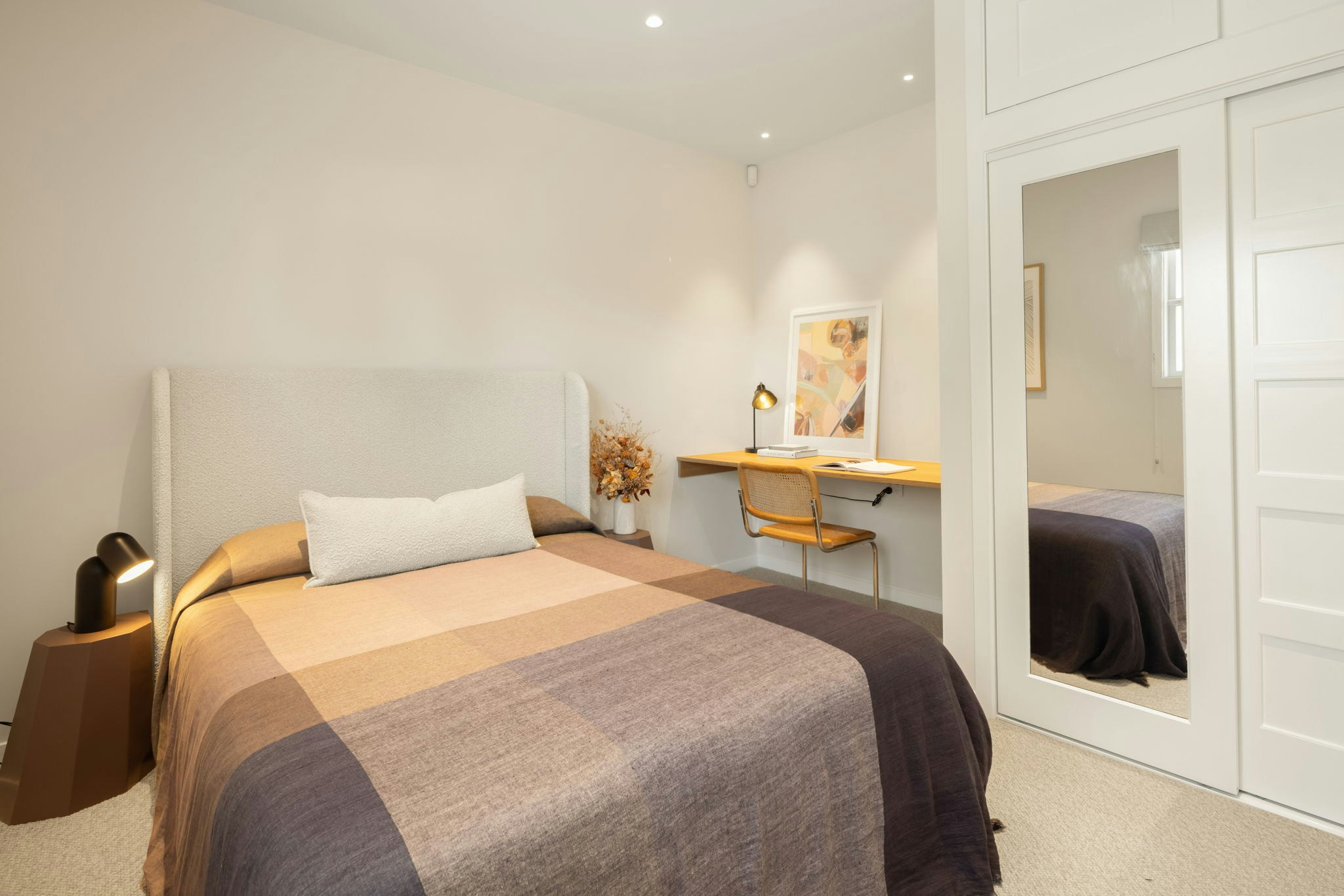 73 web or mls in House AR5 9210