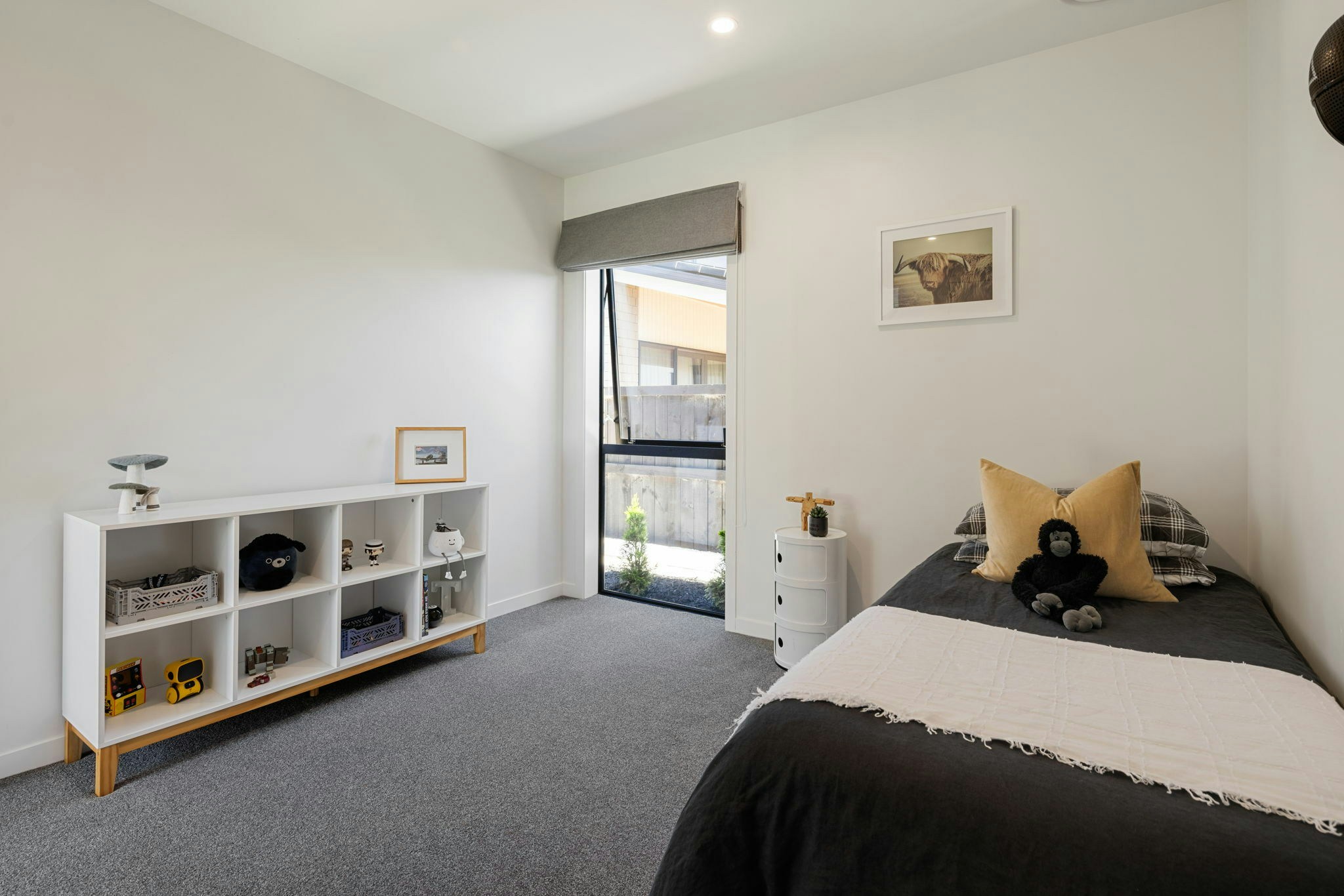 76 web or mls in House AR5 6024