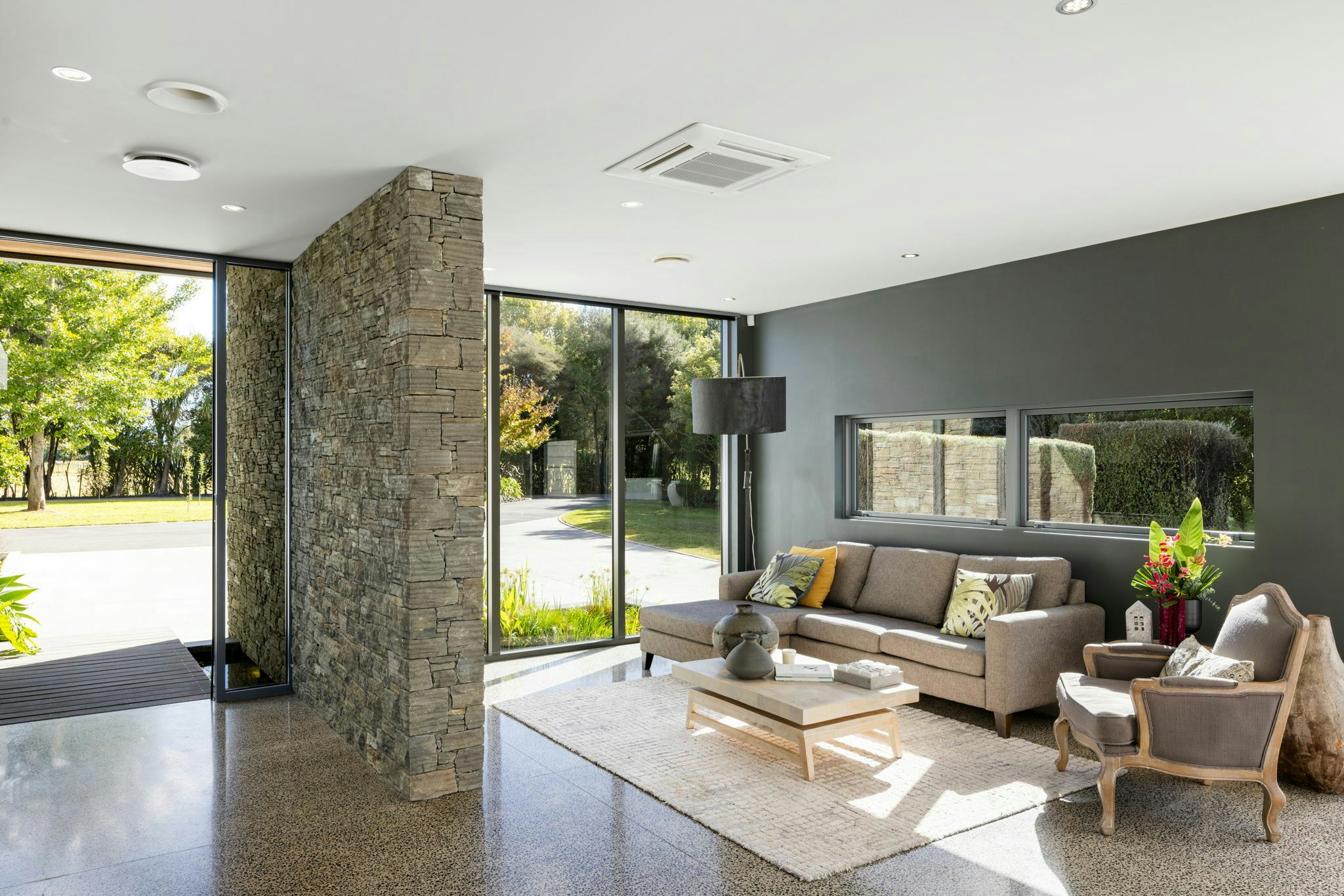 76 web or mls in House AR5 8180