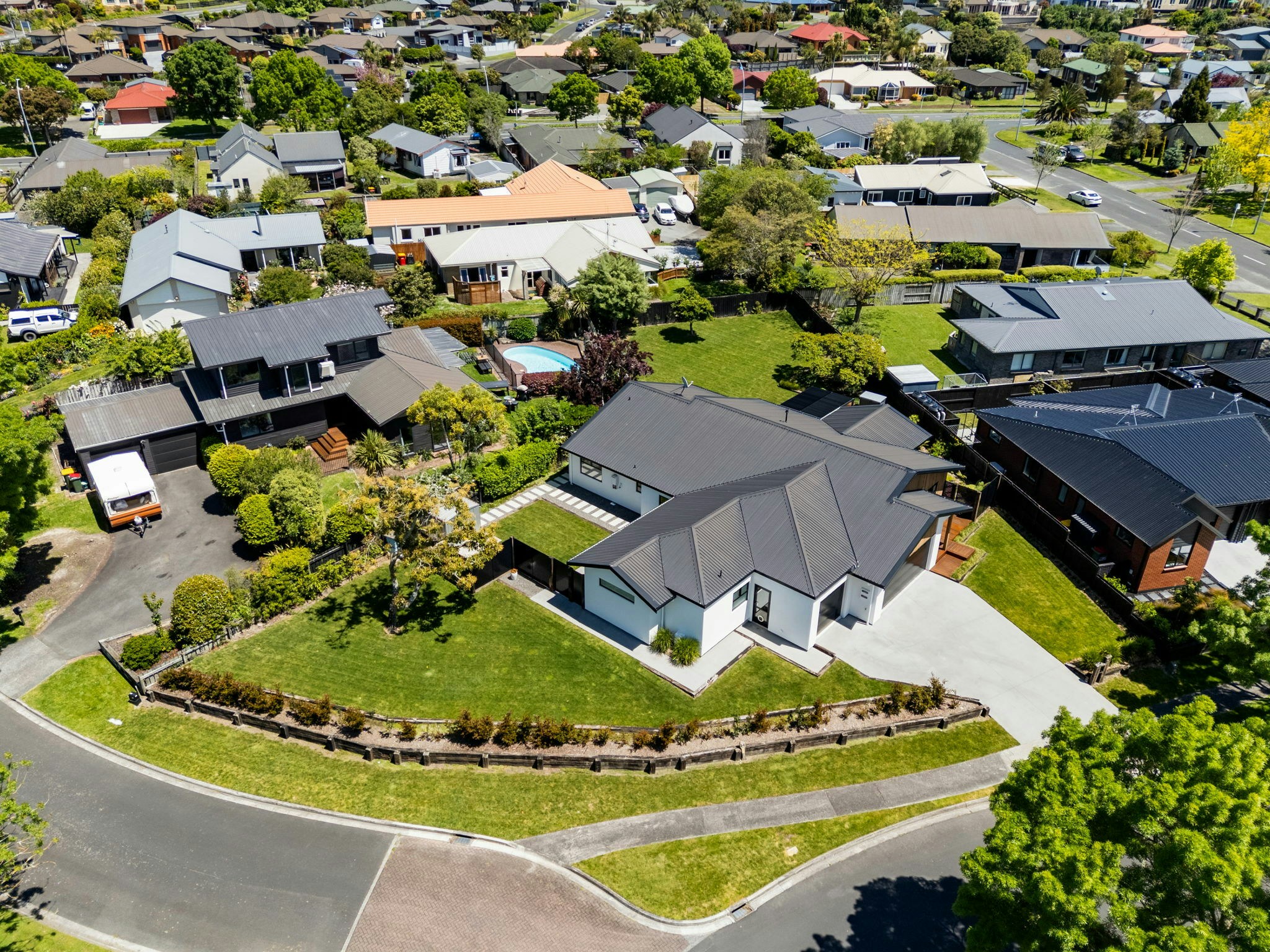 76 web or mls in House DJI 20251104122522 0044 D