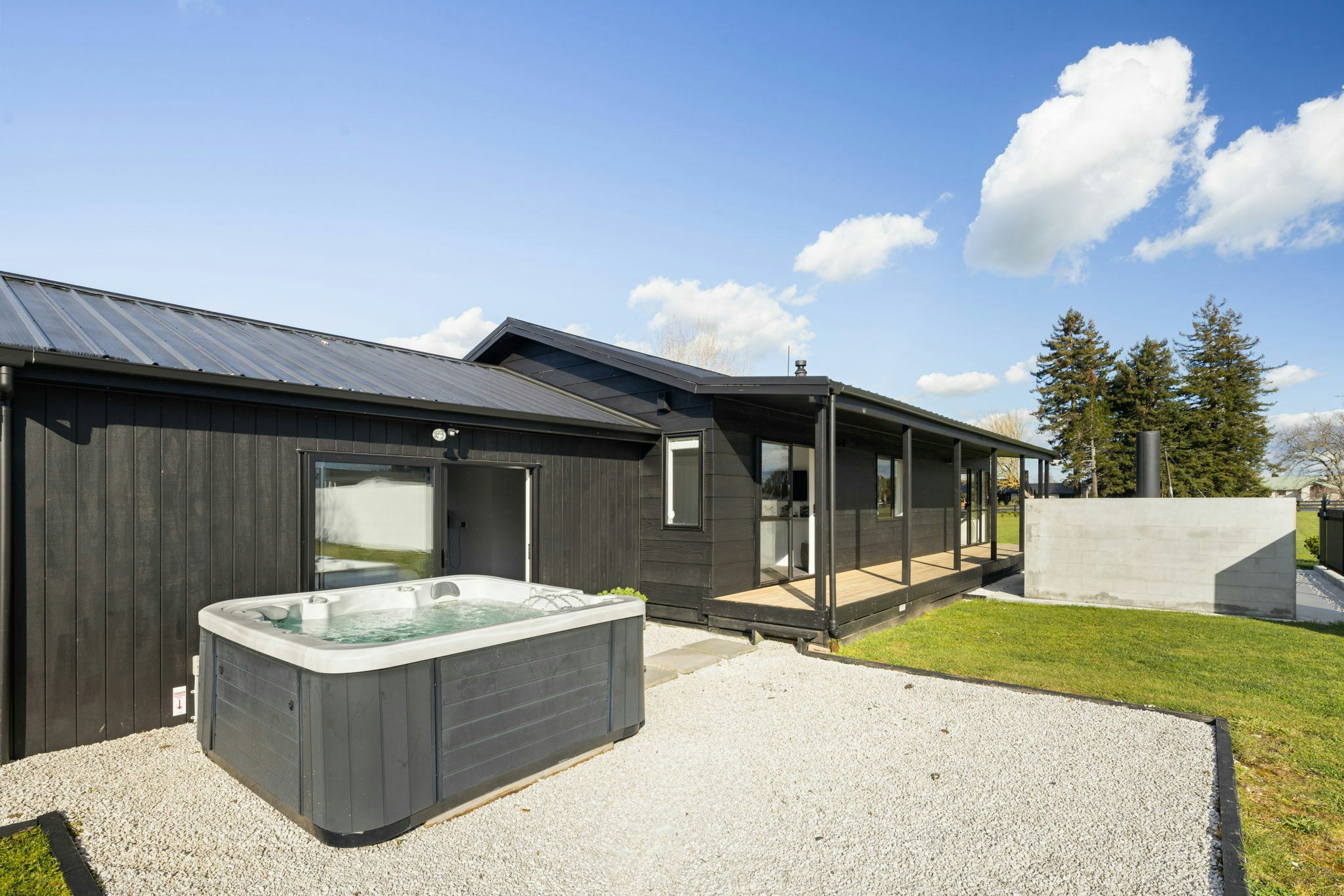 78 web or mls in House AR5 9569