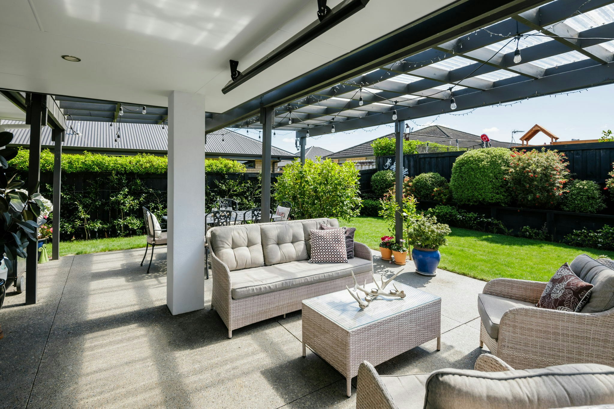 8 web or mls 1111in House AR5 8863