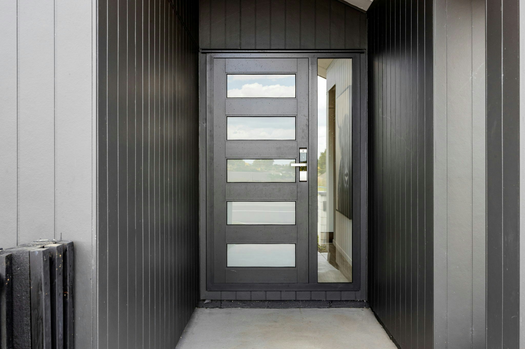 8 web or mls in House AR0 2496