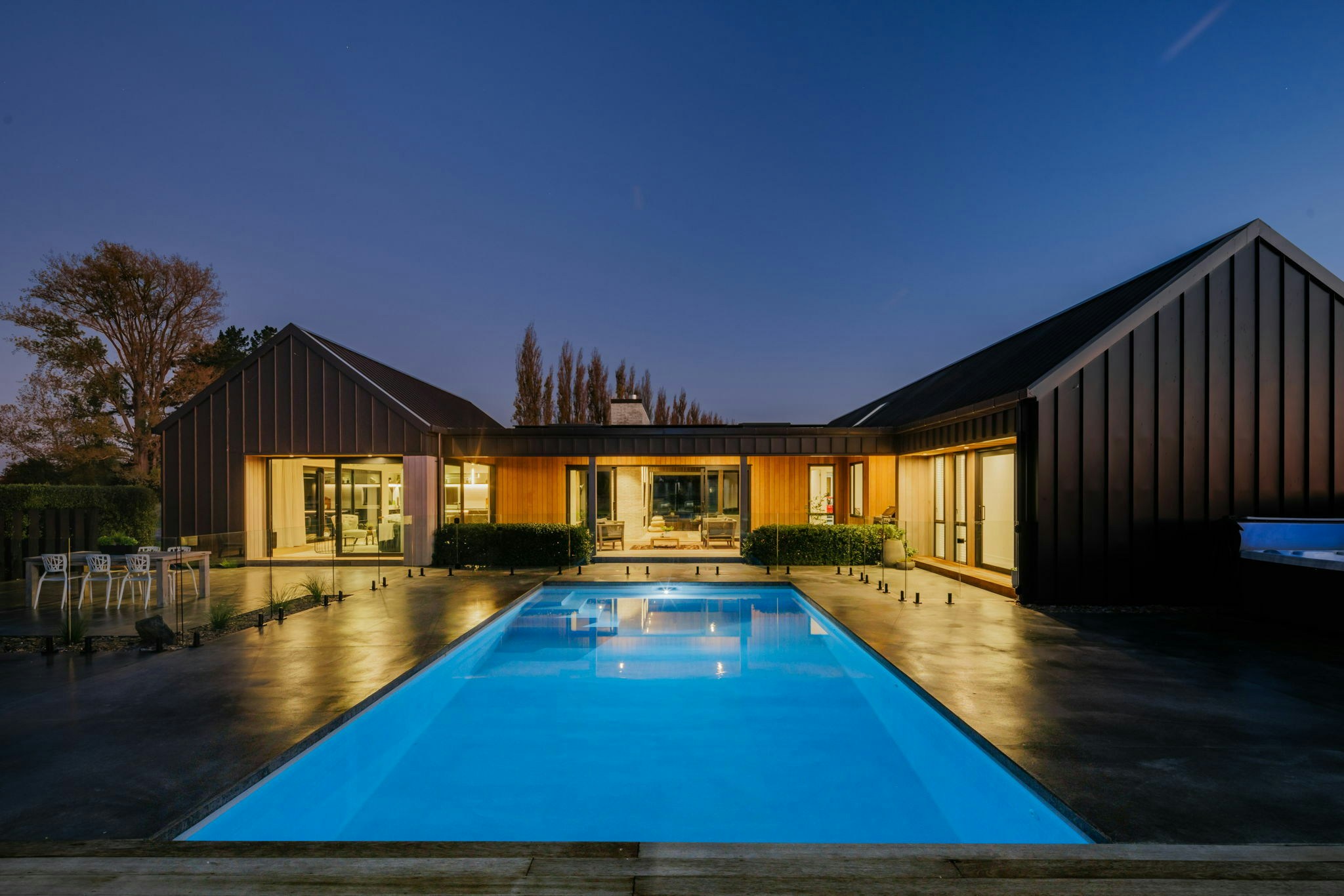 8 web or mls in House AR5 5014