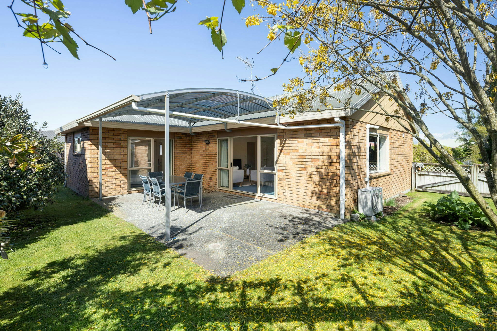 8 web or mls in House AR5 5301