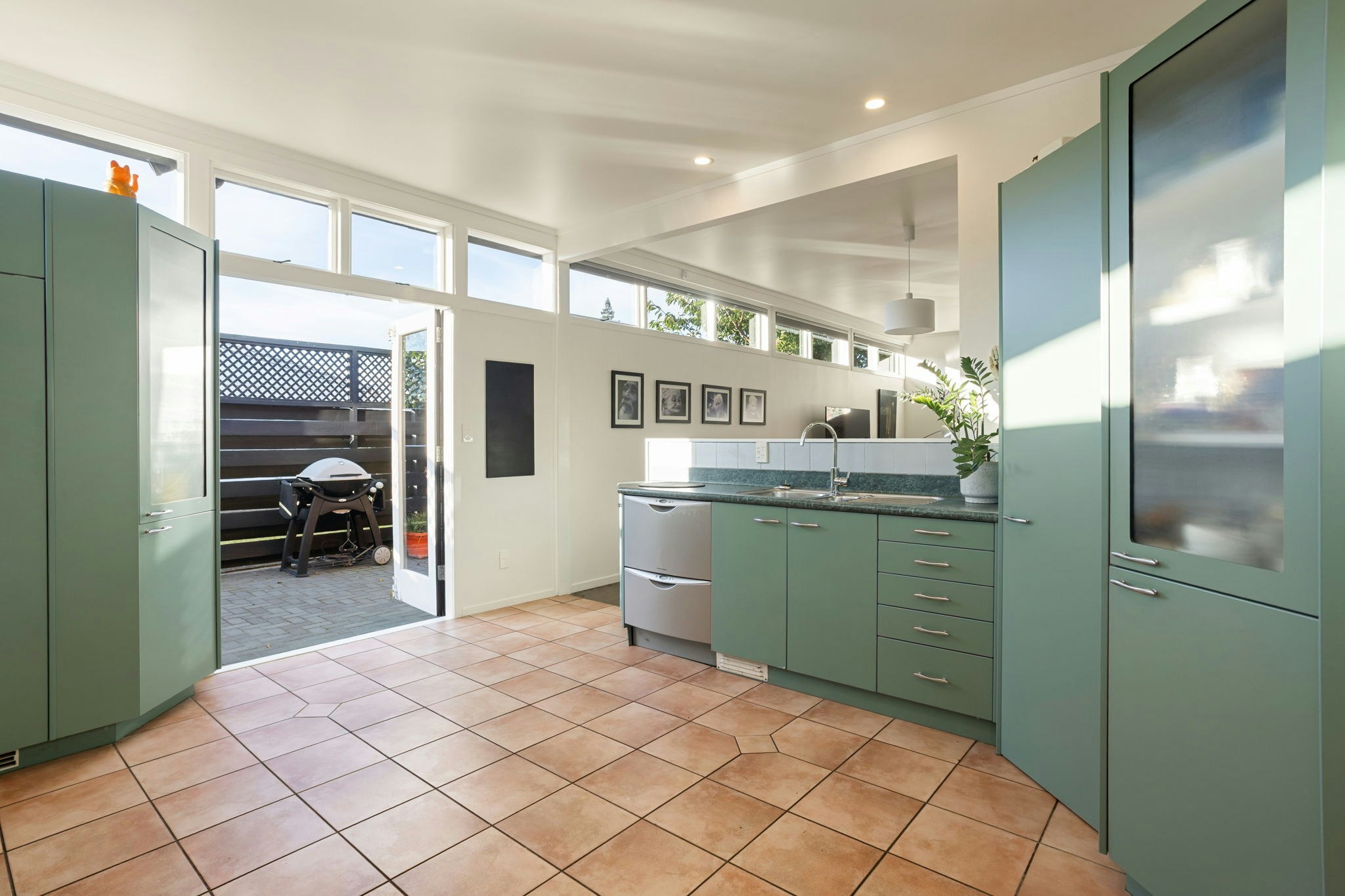 8 web or mls in House SR6 2831