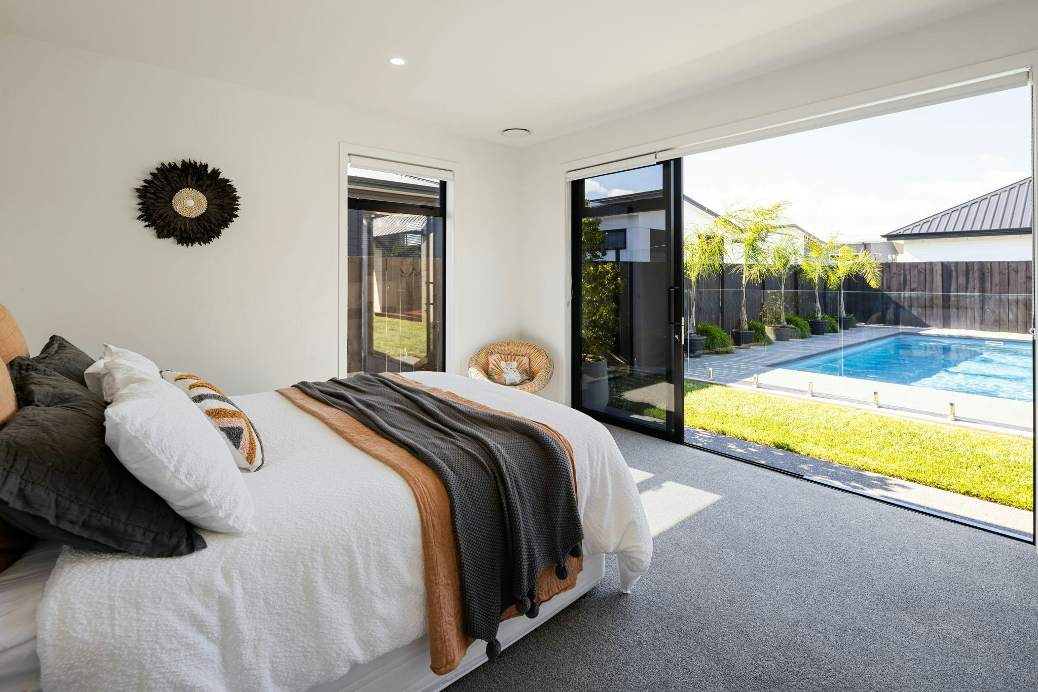 80 web or mls in House AR5 6044