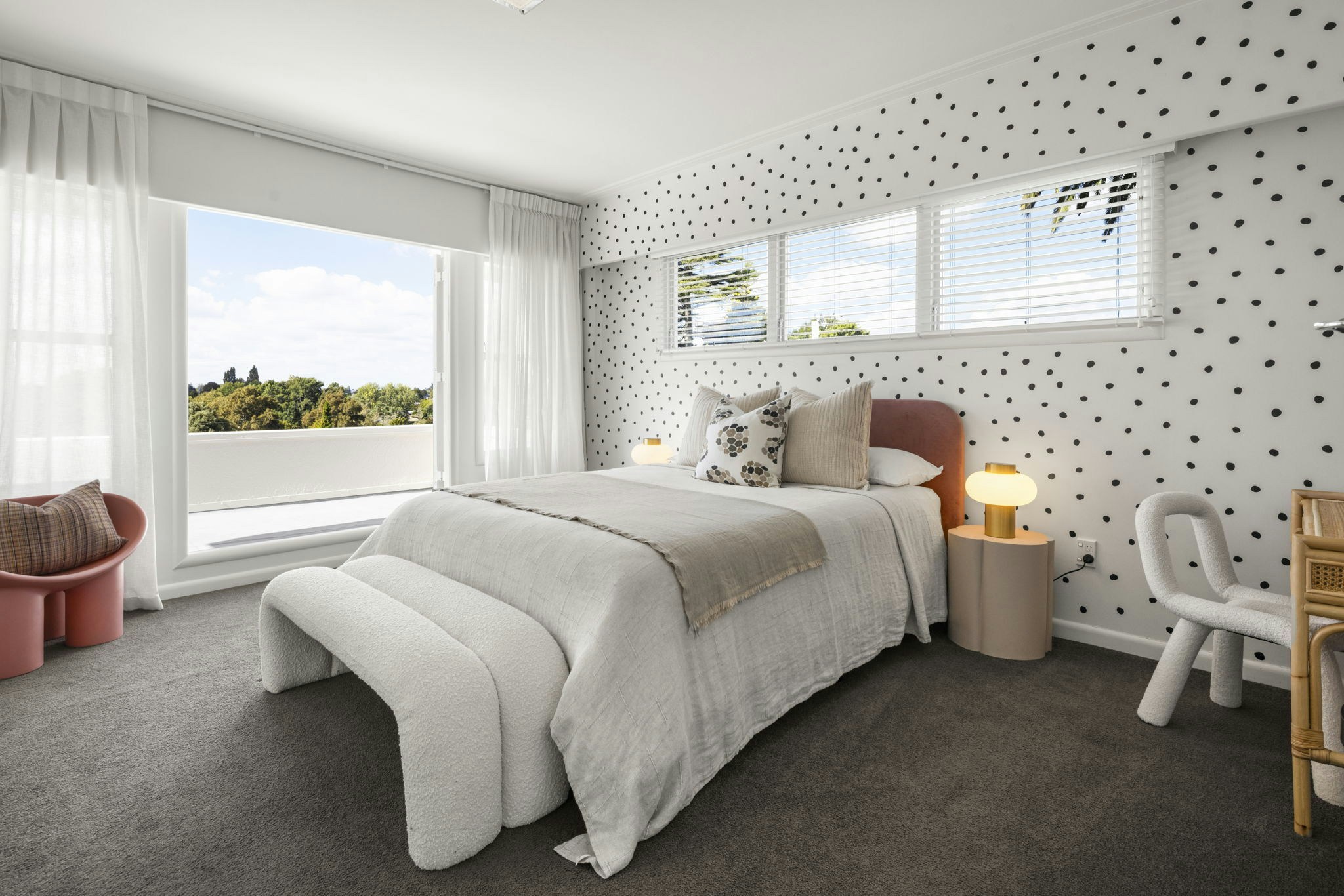 81 web or mls in House AR5 5837