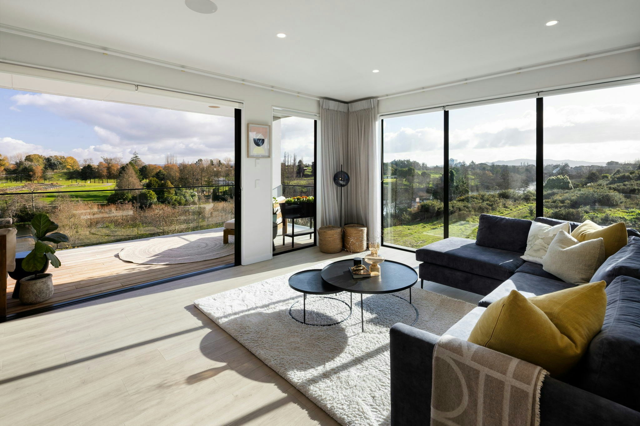 81 web or mls in House AR5 8542