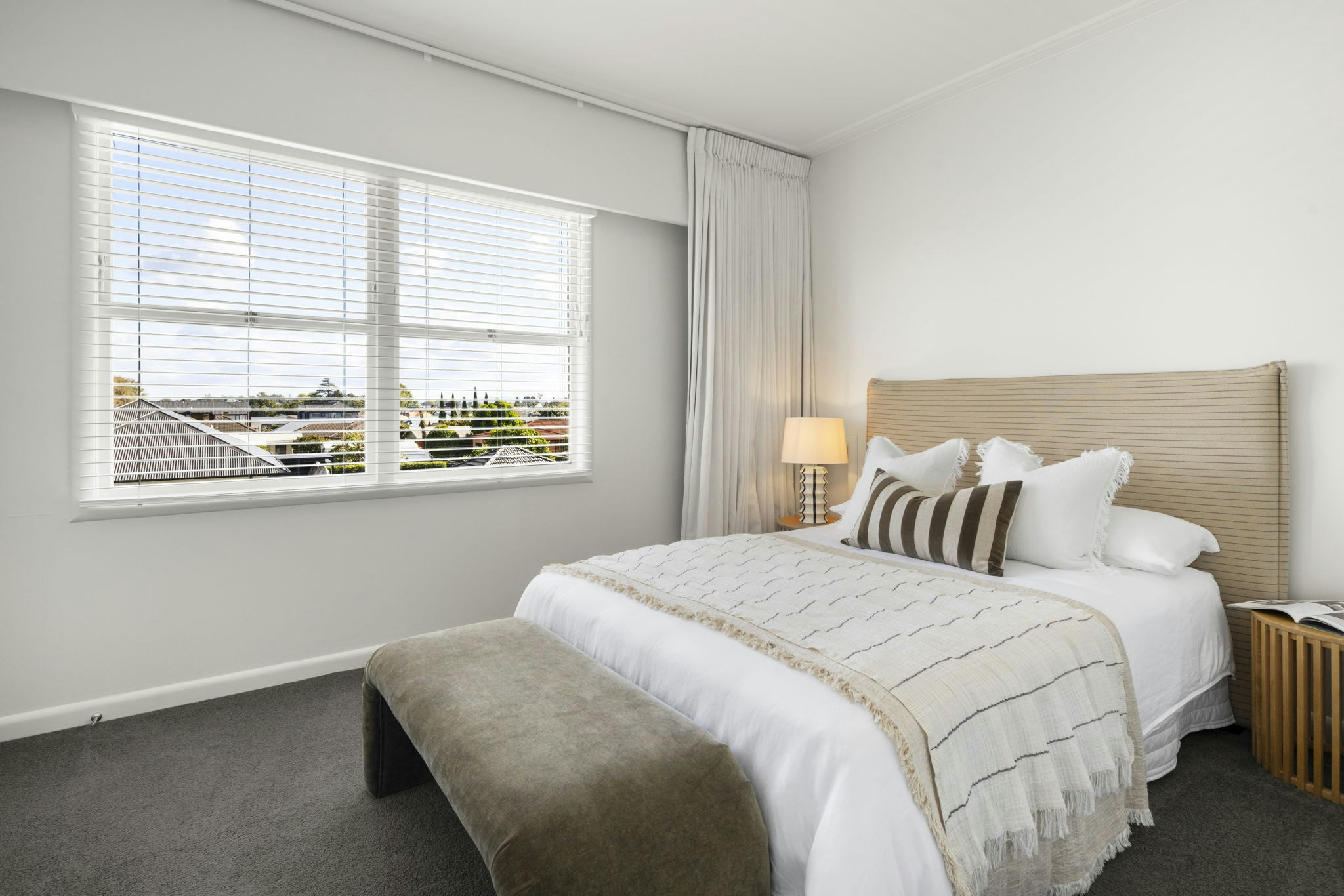 83 web or mls in House AR5 5847