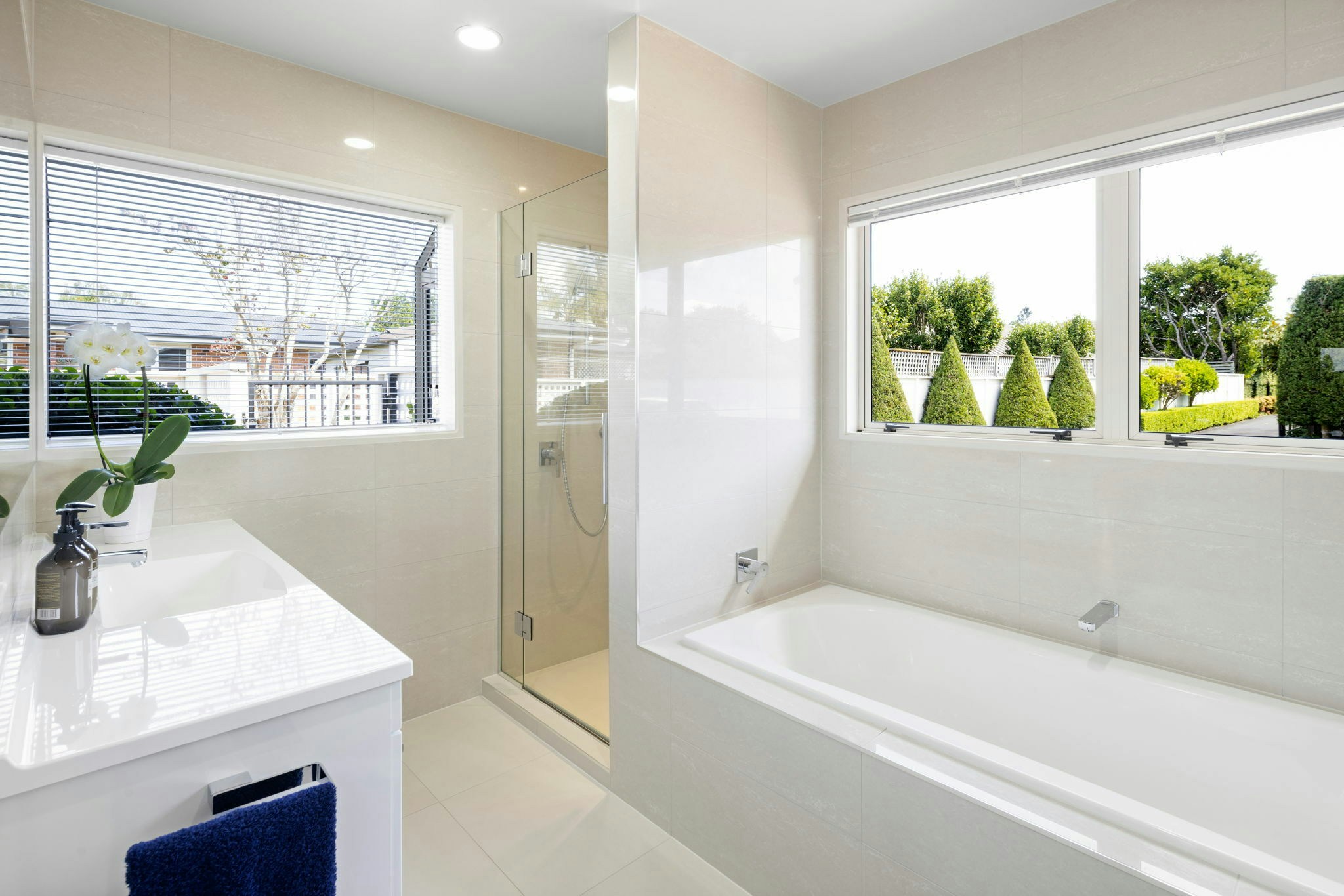 84 web or mls in House AR5 2175