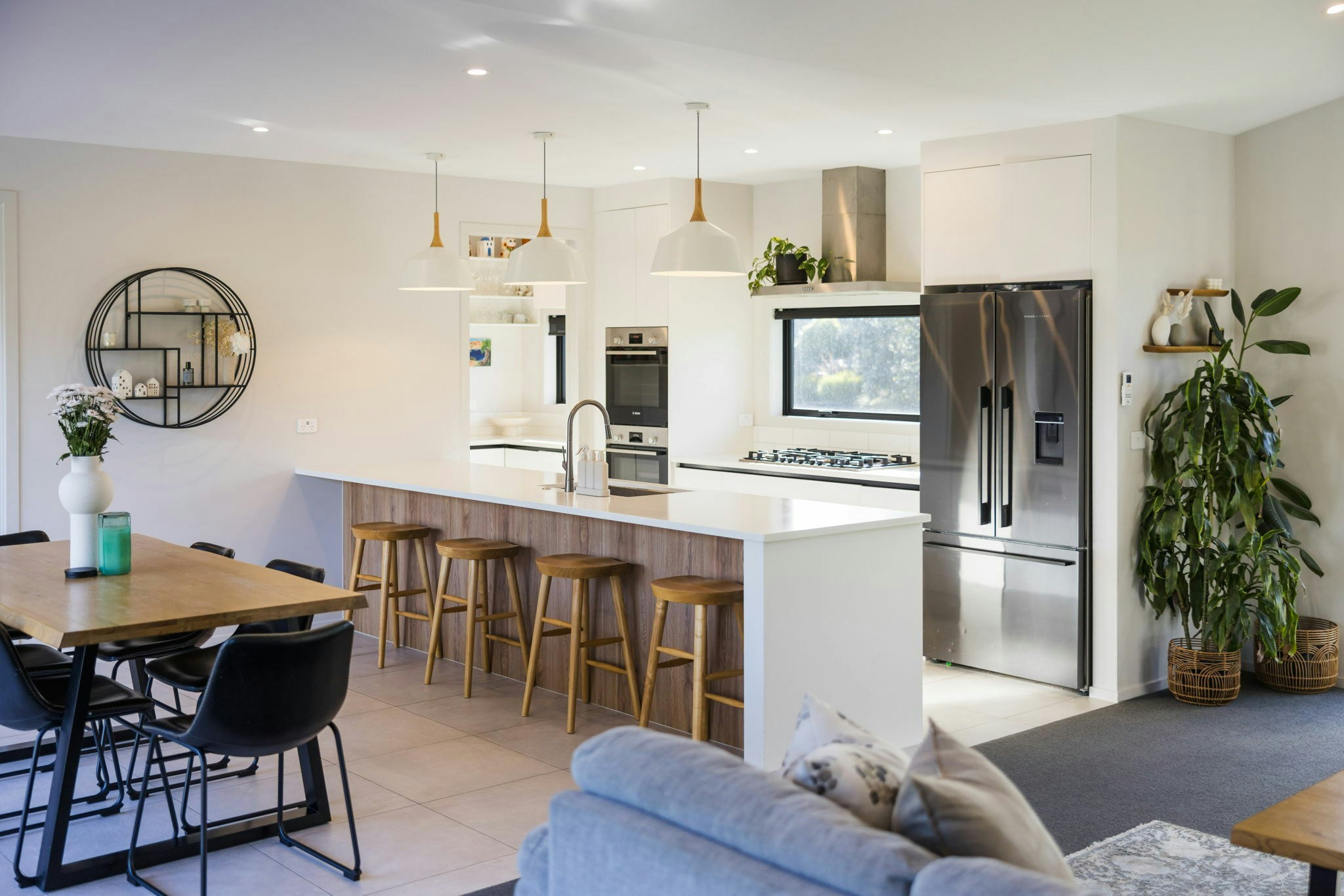 84 web or mls in House AR5 4463